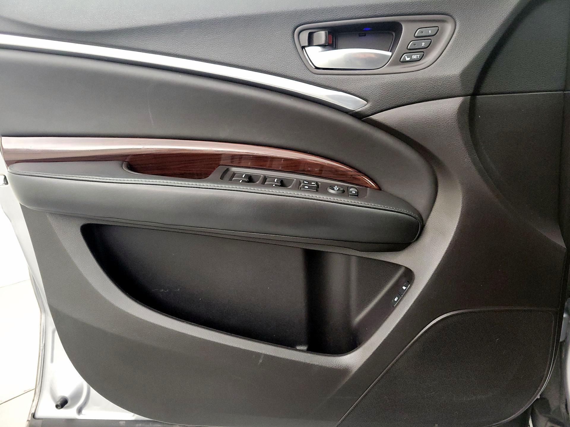 Thumbnail: 2016 Acura MDX - 12