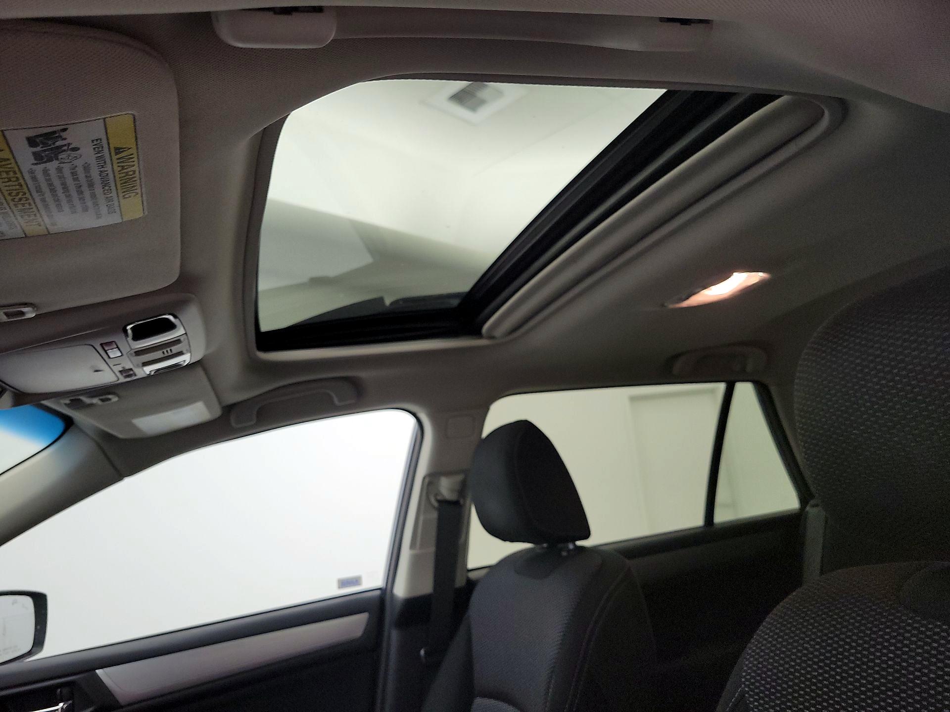 Thumbnail: 2016 Subaru Outback - 20