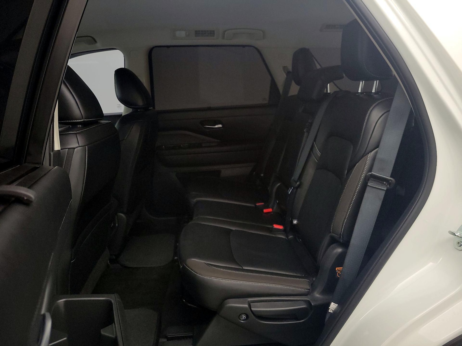 2024 Nissan Pathfinder SL - Photo 21