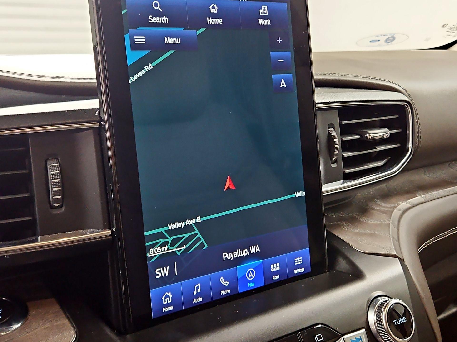 Thumbnail: 2020 Ford Explorer - 14