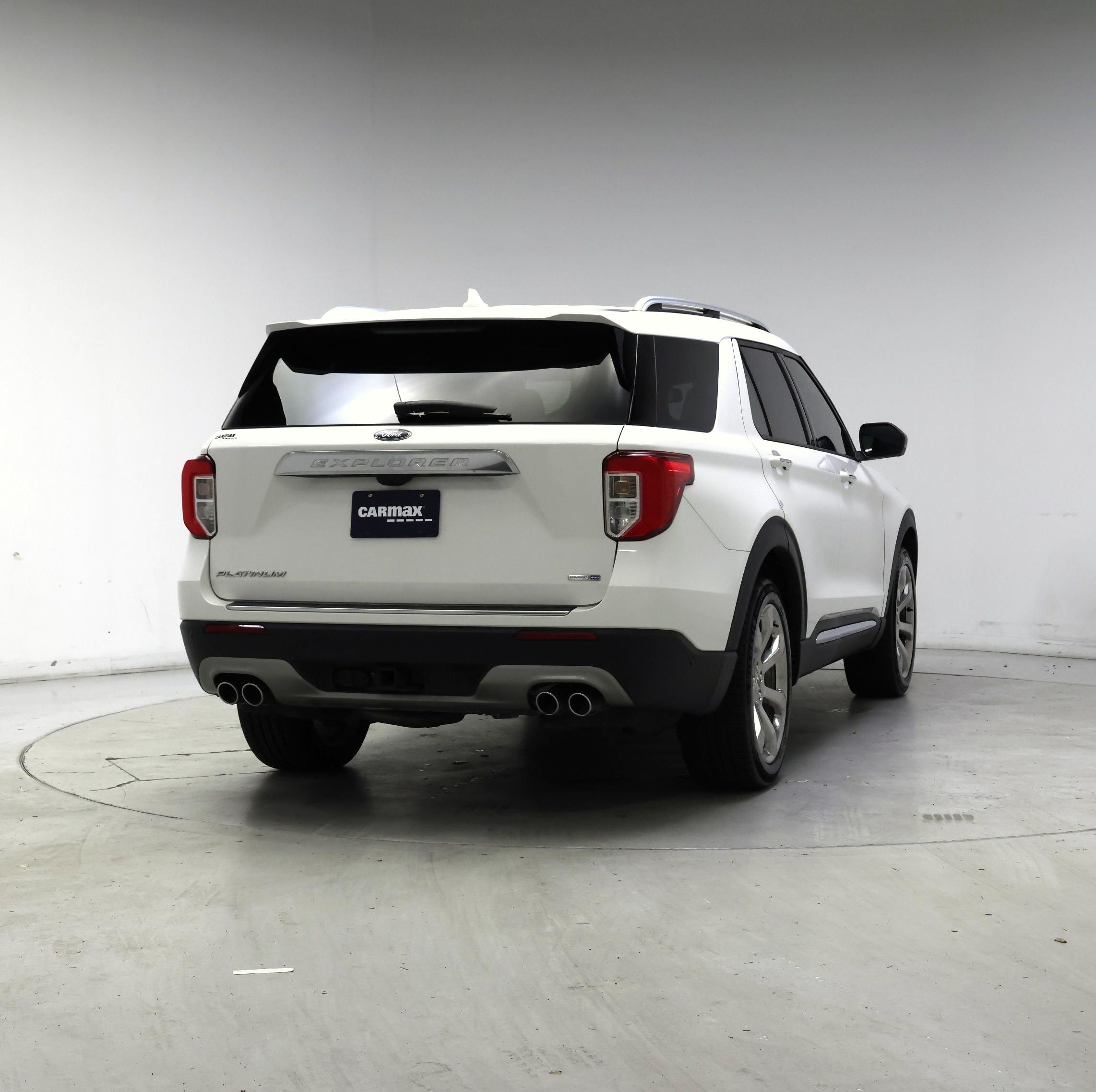 Thumbnail: 2020 Ford Explorer - 8