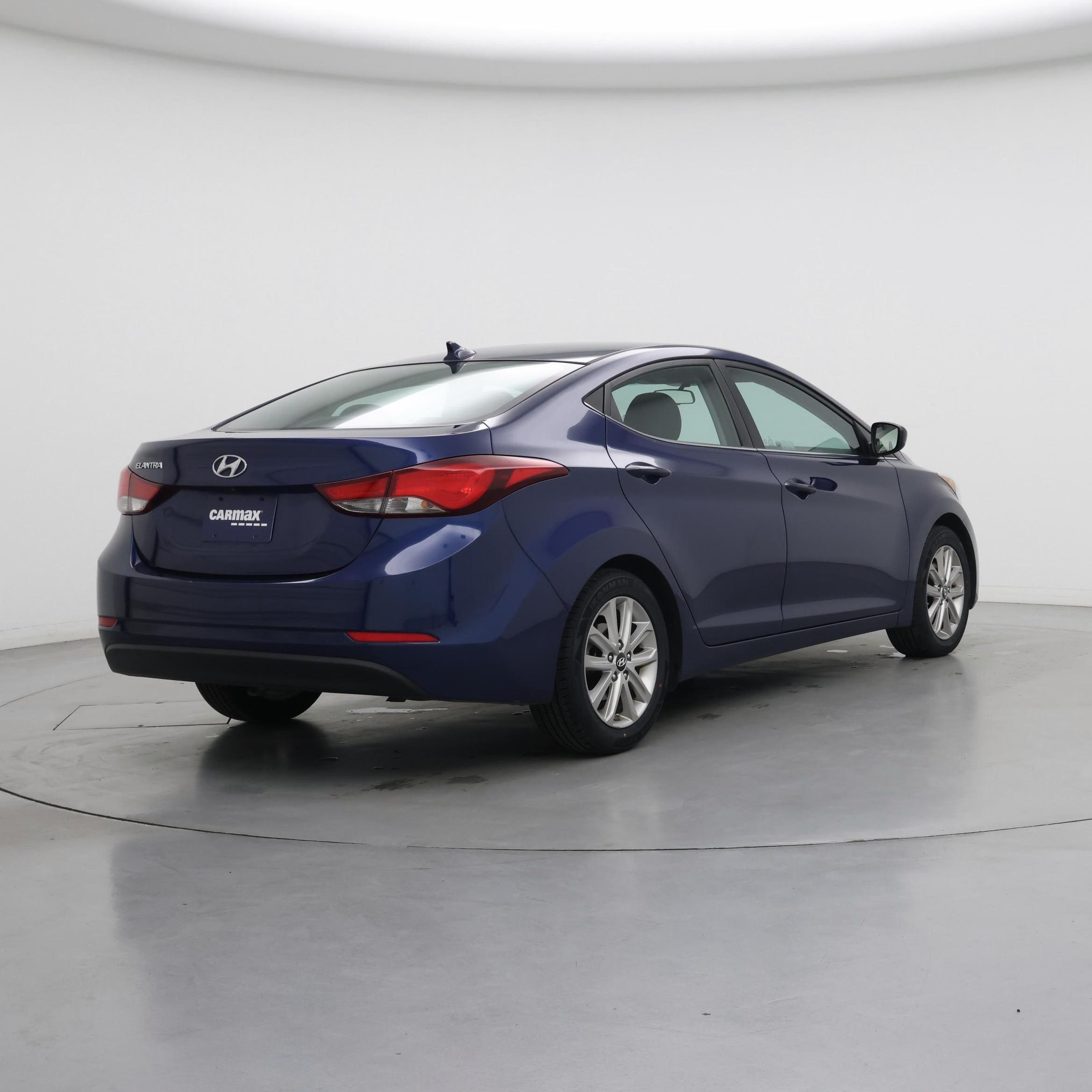 Thumbnail: 2015 Hyundai Elantra - 8