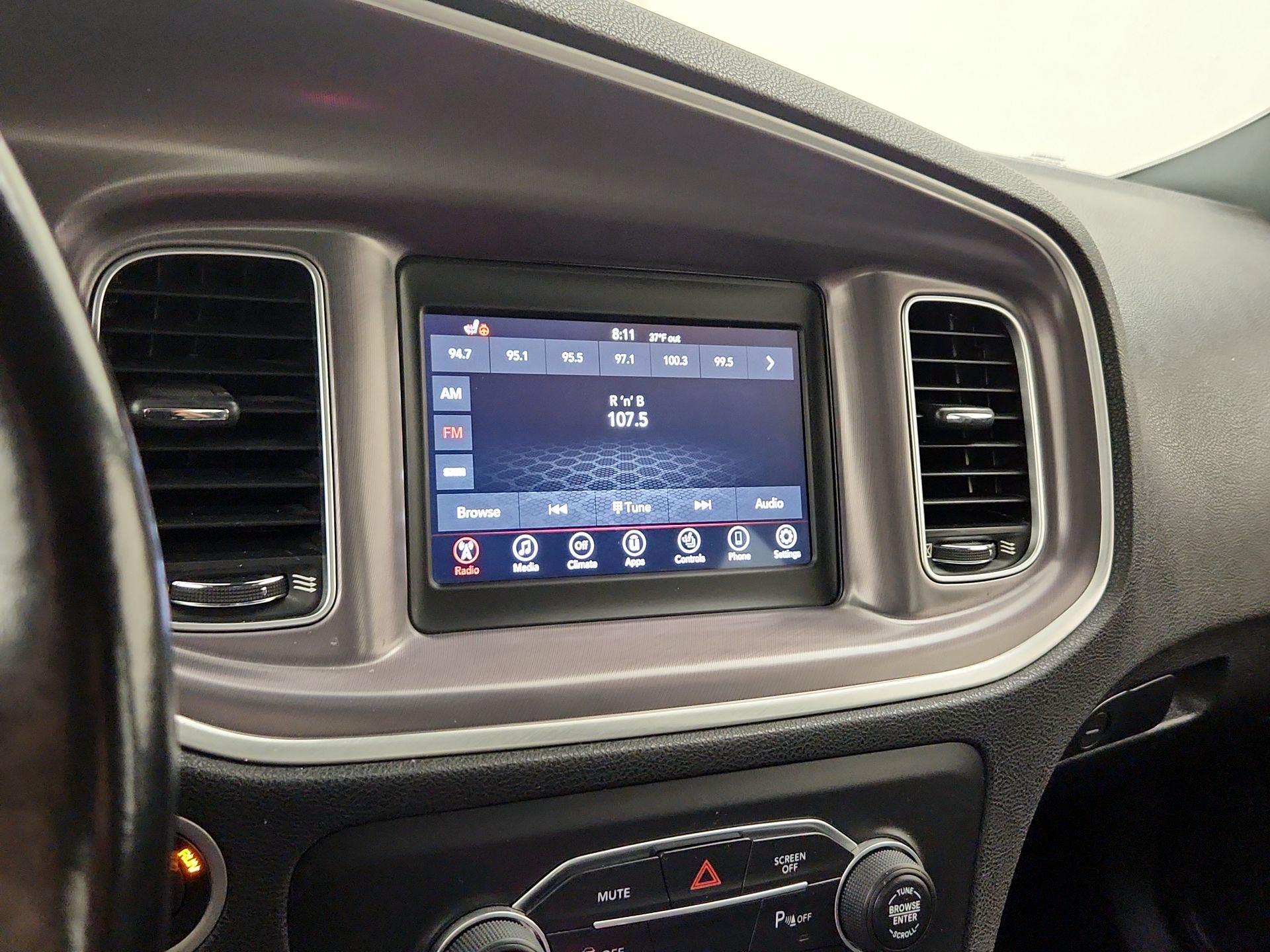 Thumbnail: 2020 Dodge Charger - 15