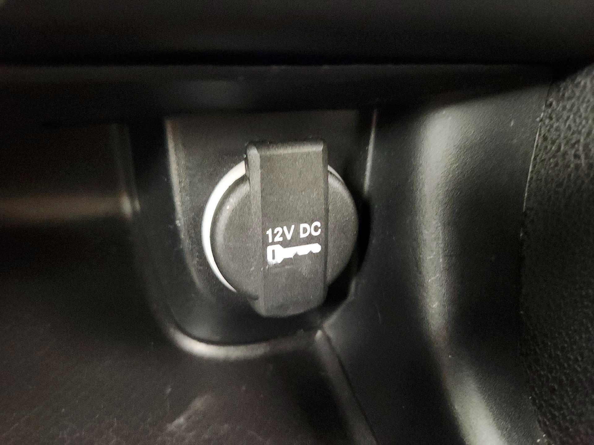 Thumbnail: 2020 Dodge Charger - 18