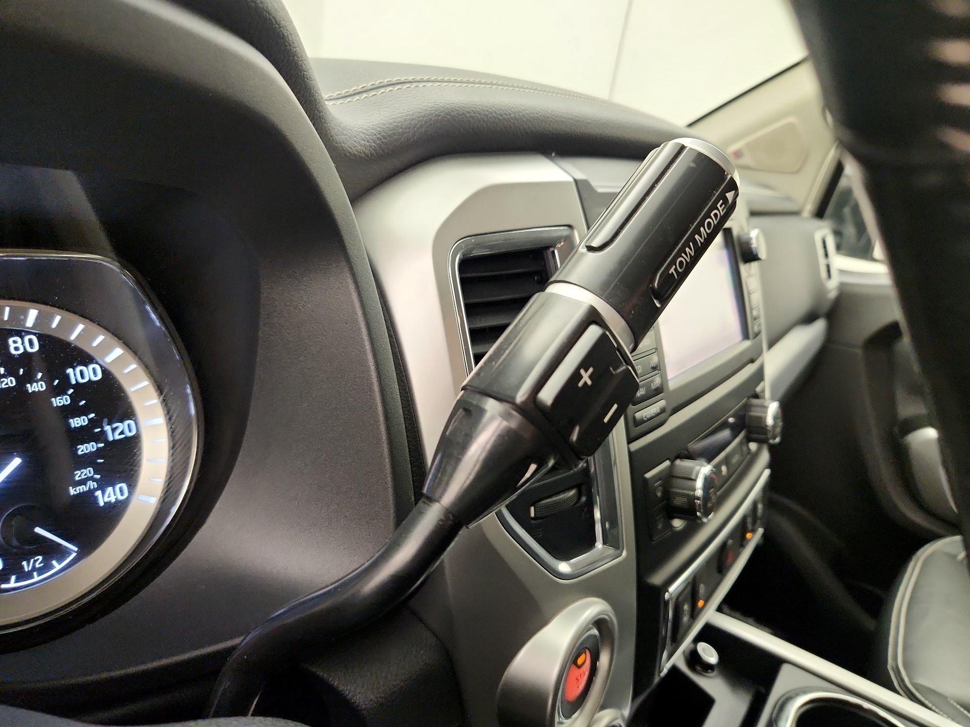 Thumbnail: 2018 Nissan Titan - 18