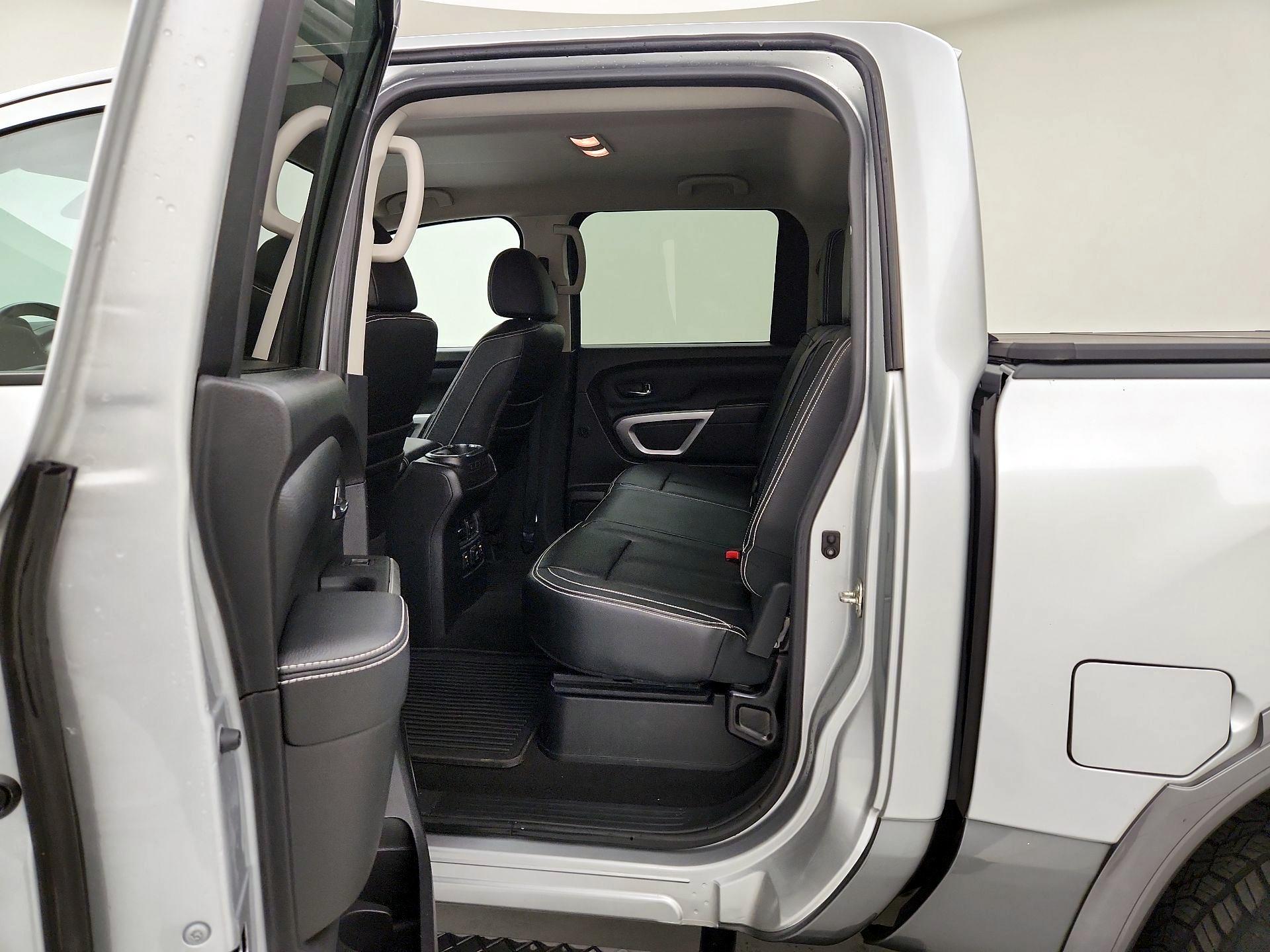 Thumbnail: 2018 Nissan Titan - 20