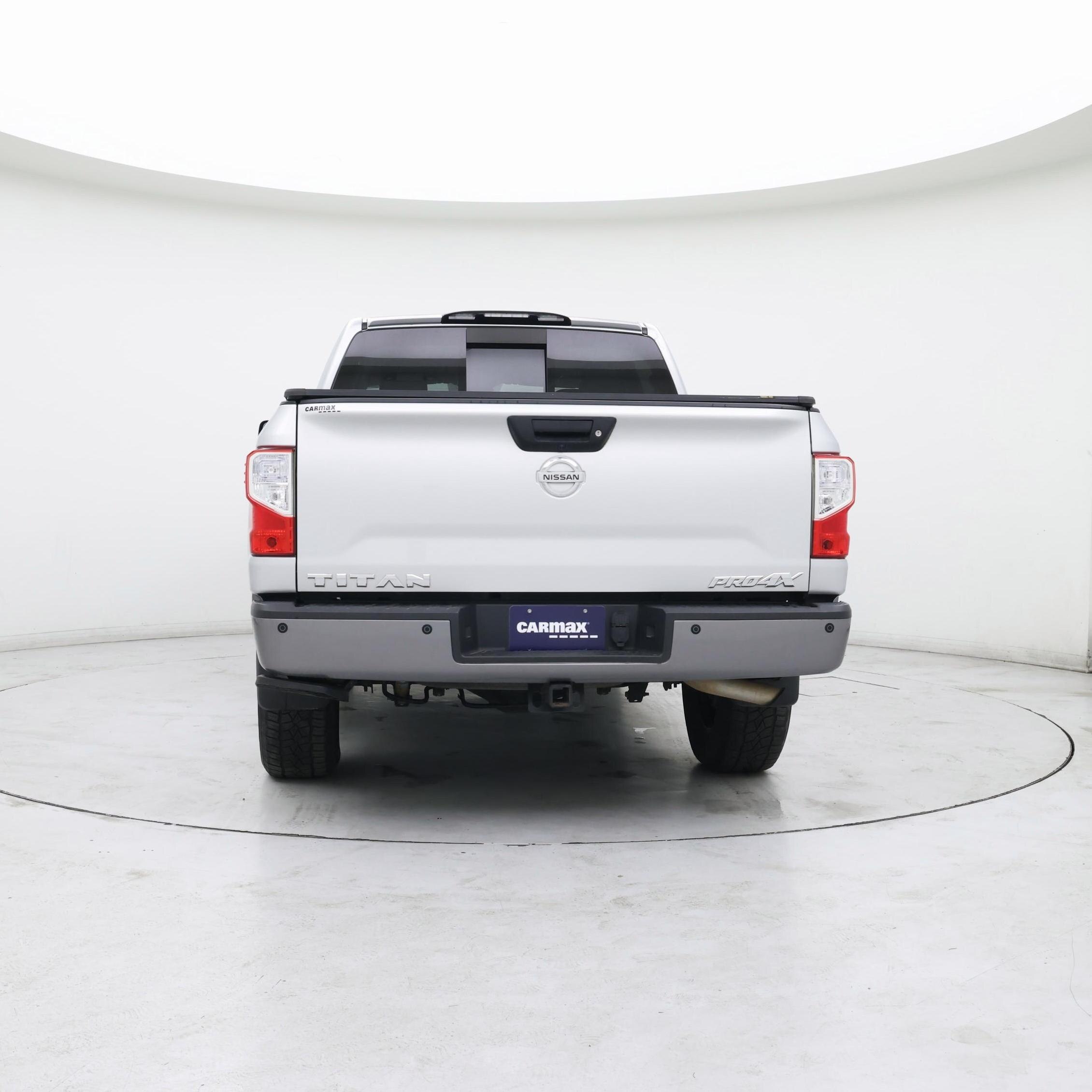 Thumbnail: 2018 Nissan Titan - 6