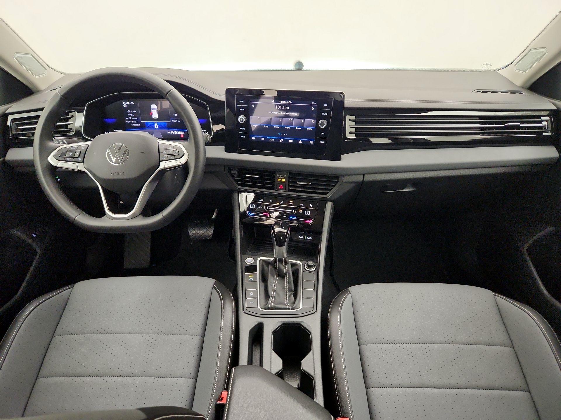 Thumbnail: 2025 Volkswagen Jetta - 9