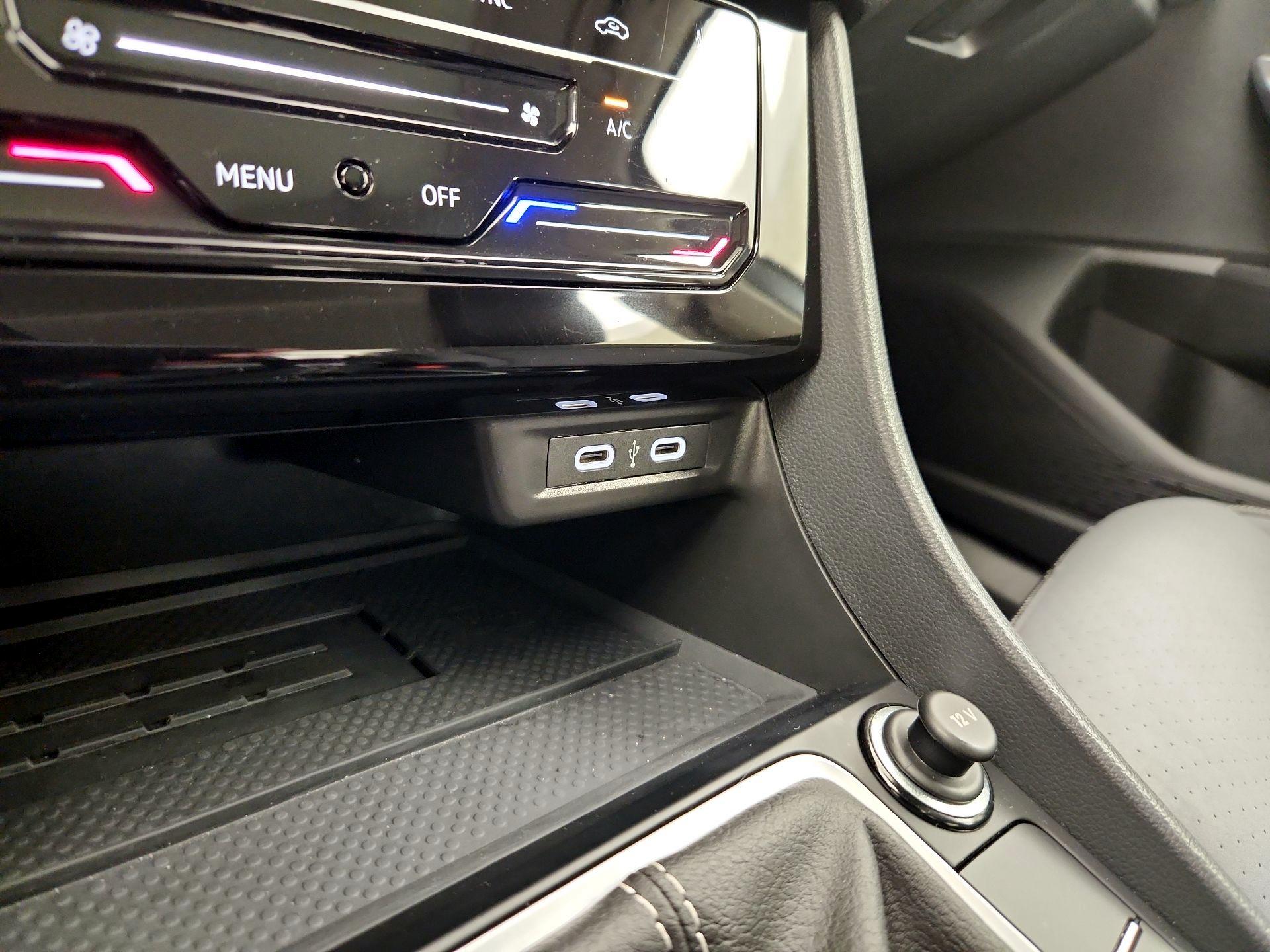 Thumbnail: 2025 Volkswagen Jetta - 18