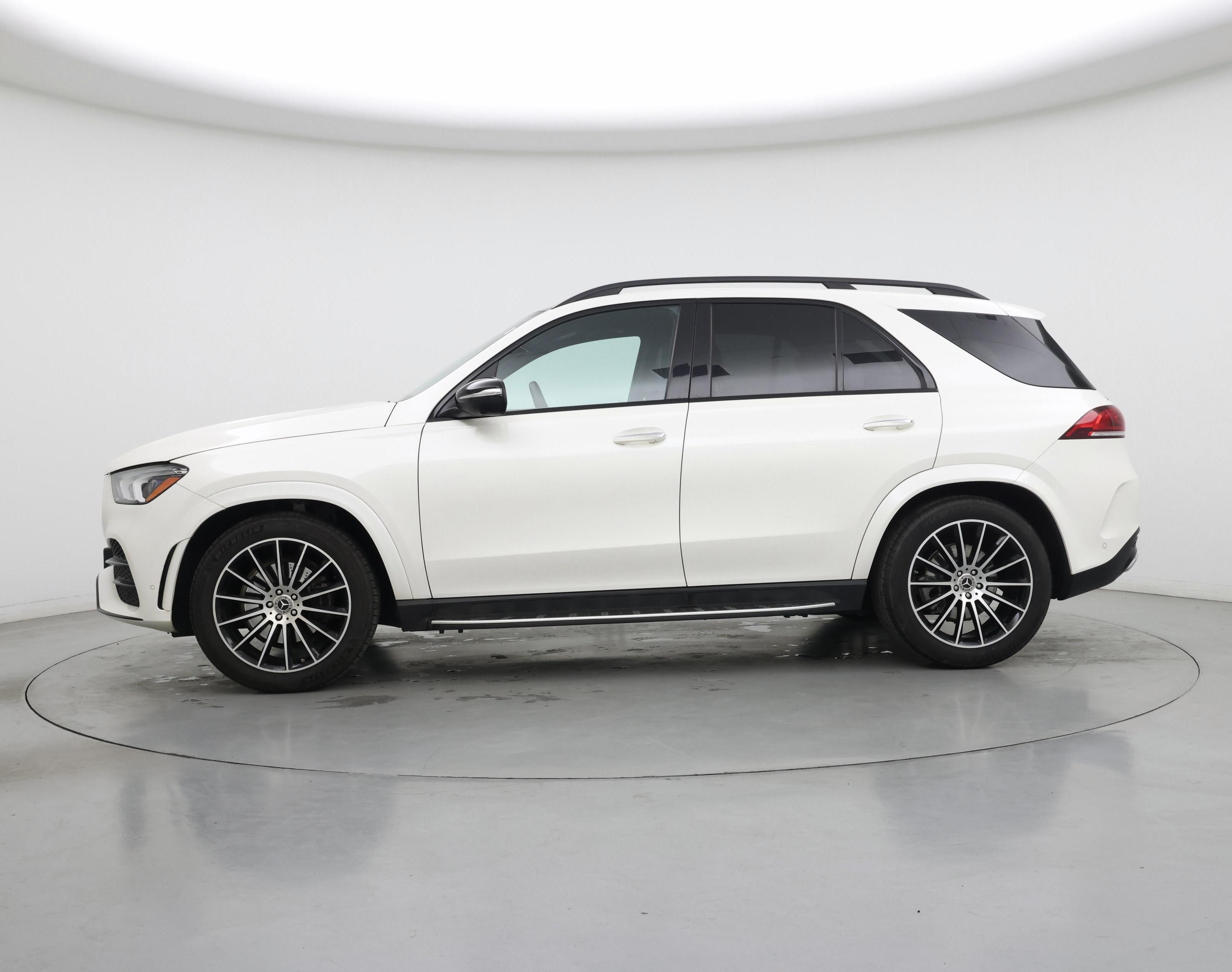 Thumbnail: 2020 Mercedes-Benz GLE - 3