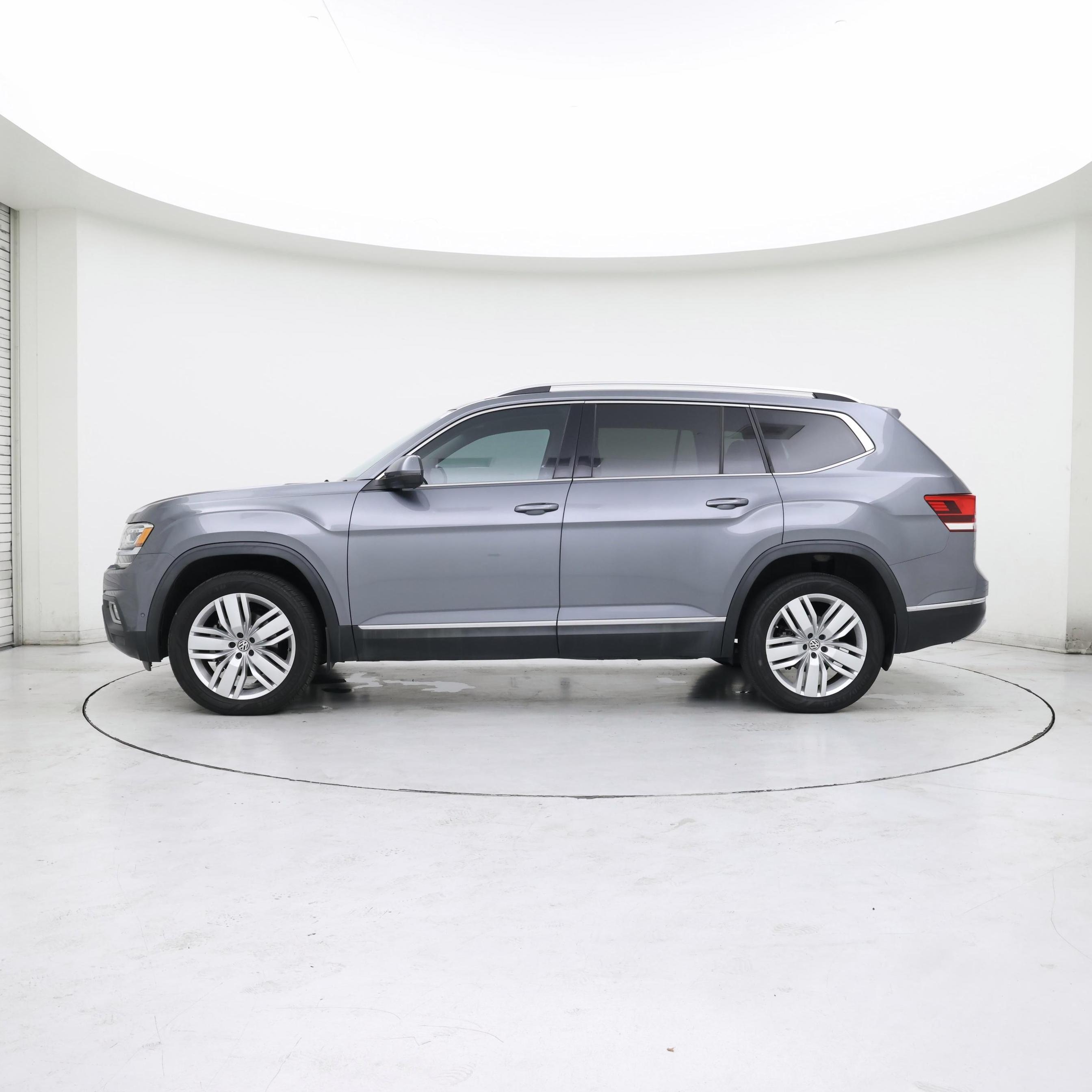 Thumbnail: 2019 Volkswagen Atlas - 3
