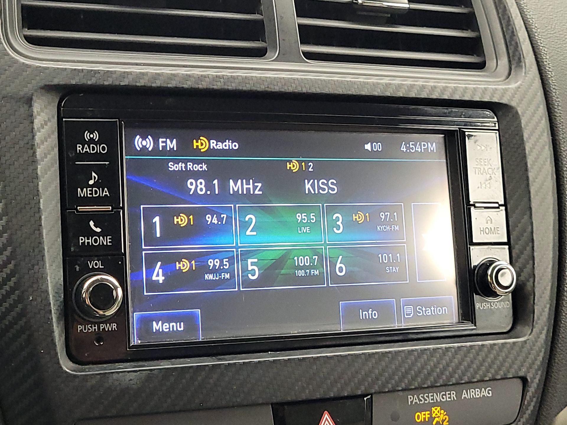 Thumbnail: 2018 Mitsubishi Outlander Sport - 14