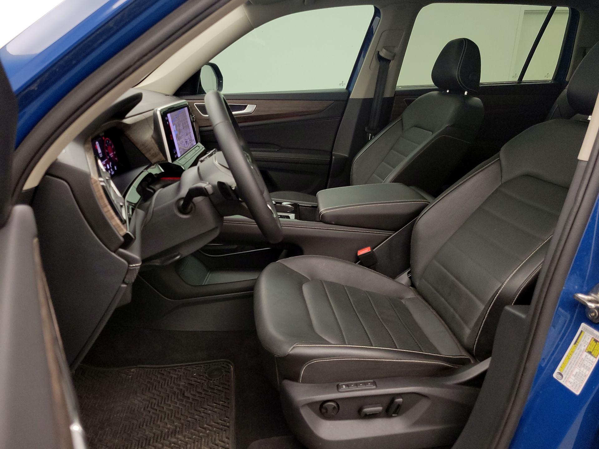 Thumbnail: 2025 Volkswagen Atlas - 11