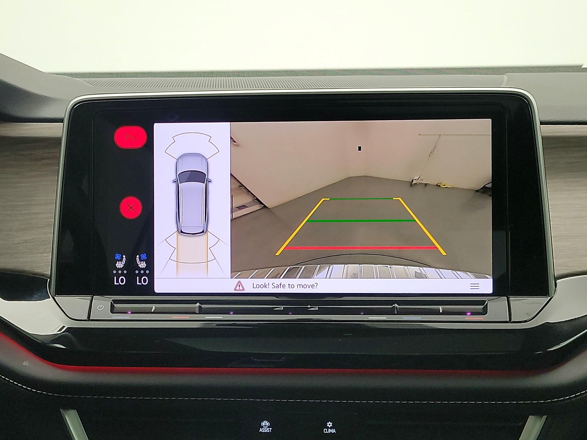 Thumbnail: 2025 Volkswagen Atlas - 15