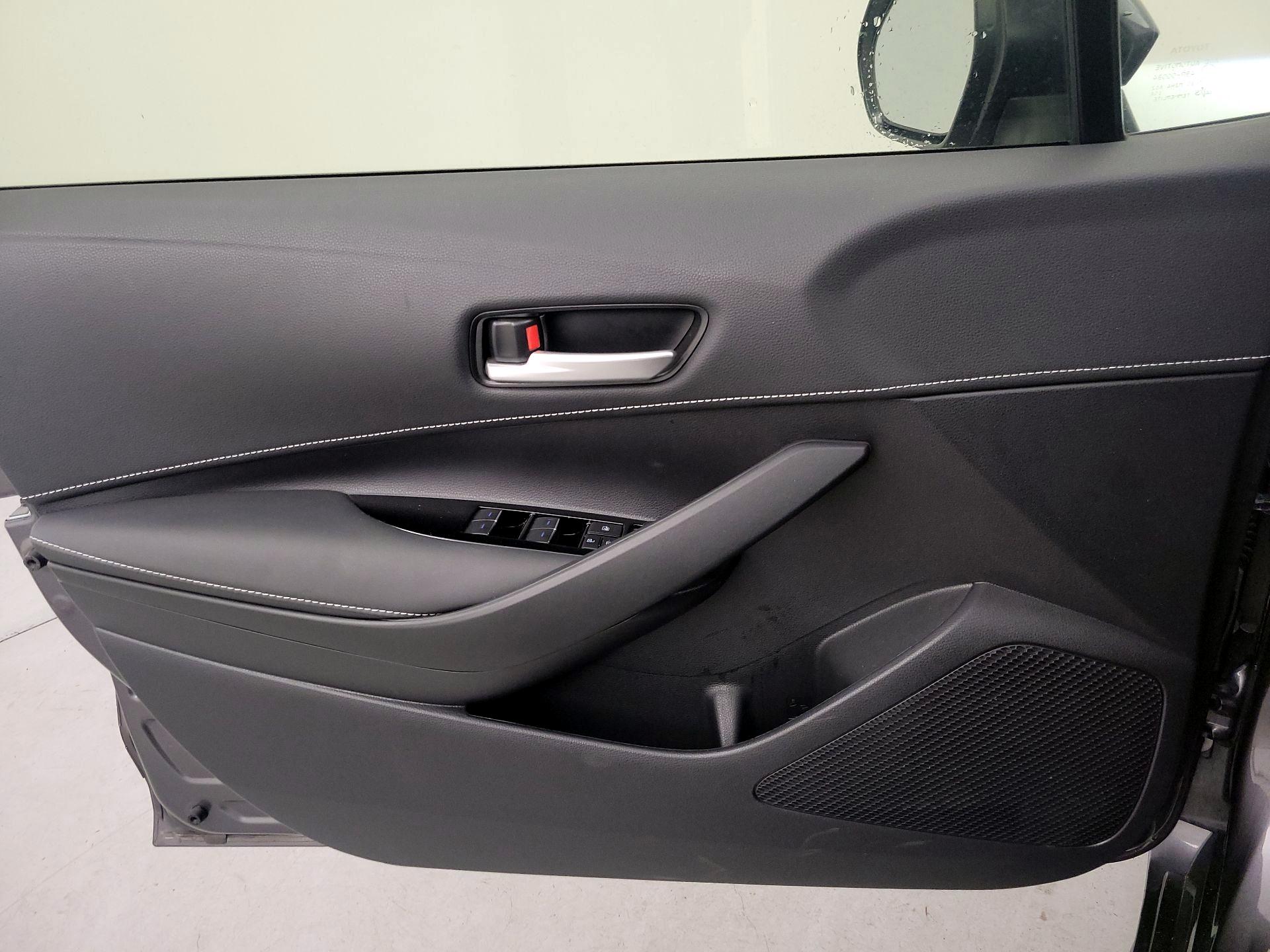 Thumbnail: 2022 Toyota Corolla - 12