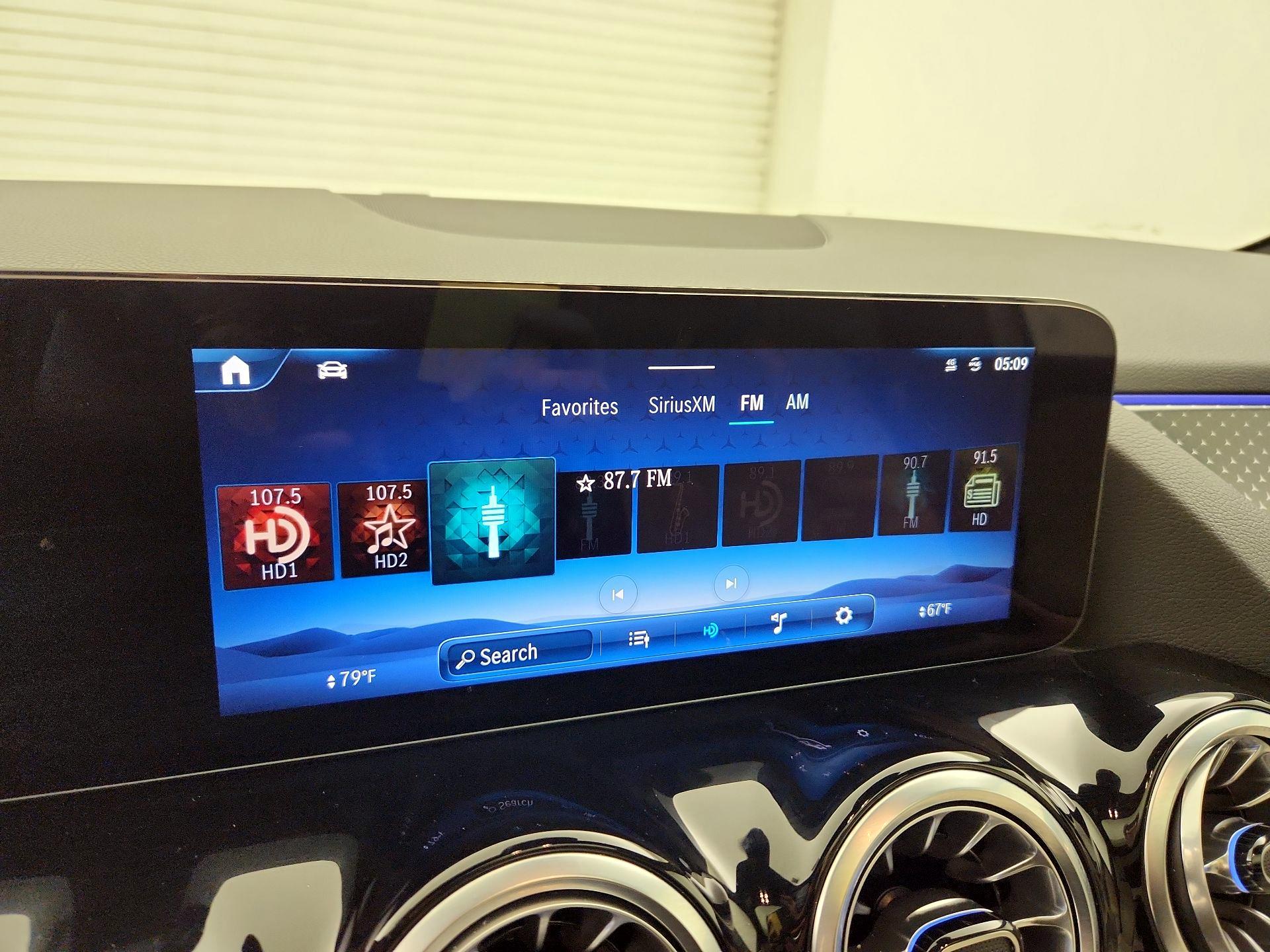 Thumbnail: 2025 Mercedes-Benz GLA - 15