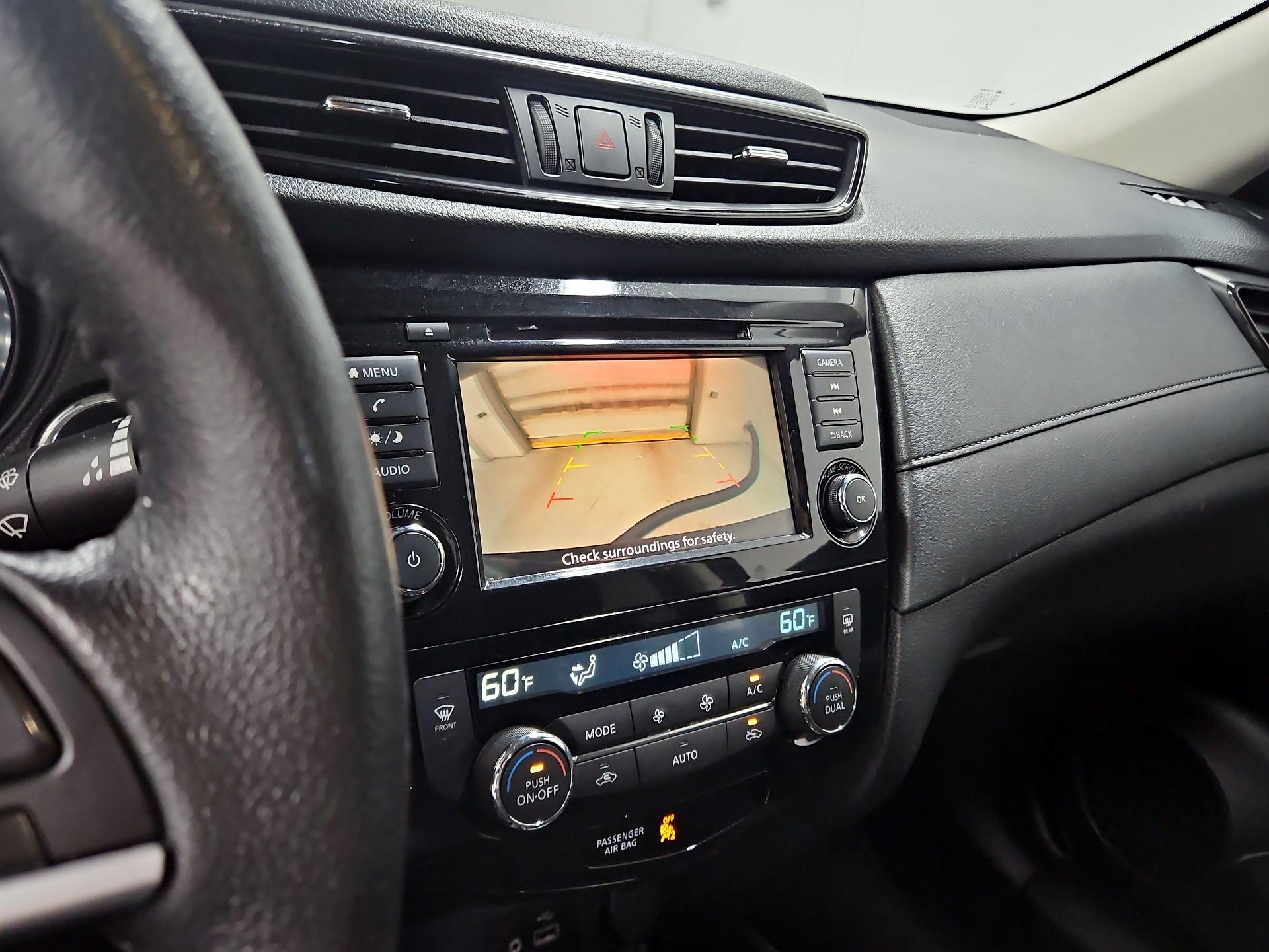 Thumbnail: 2020 Nissan Rogue - 14