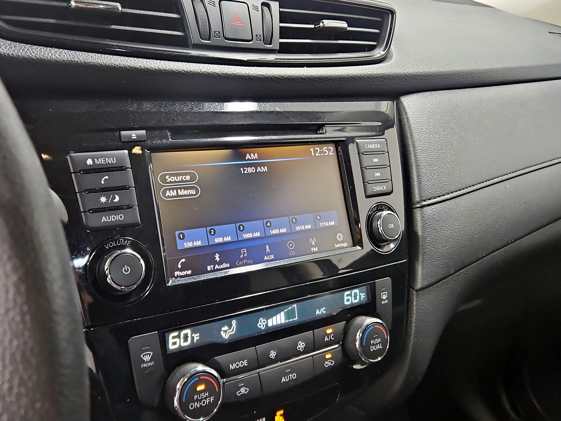 Thumbnail: 2020 Nissan Rogue - 15