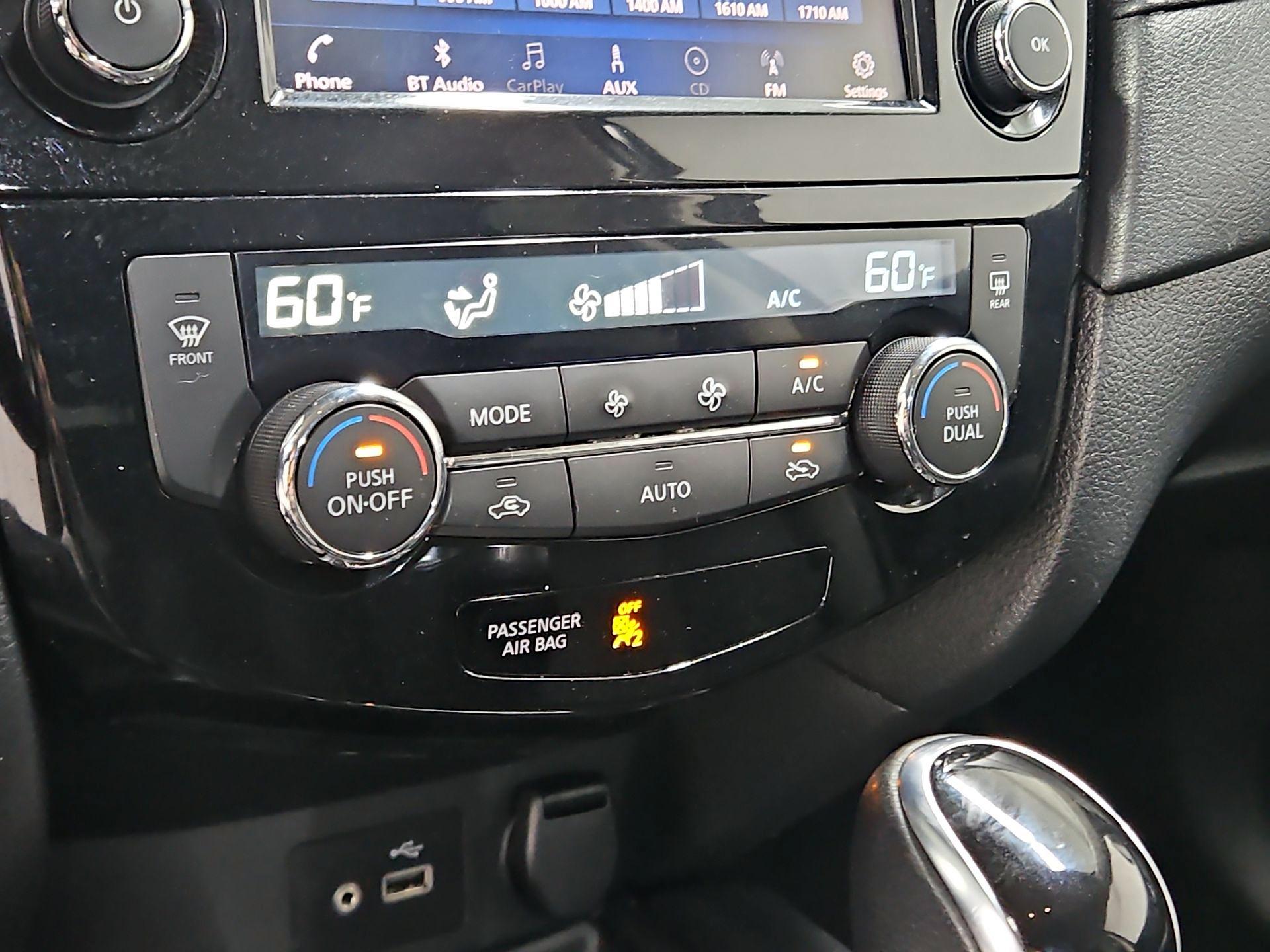 Thumbnail: 2020 Nissan Rogue - 16