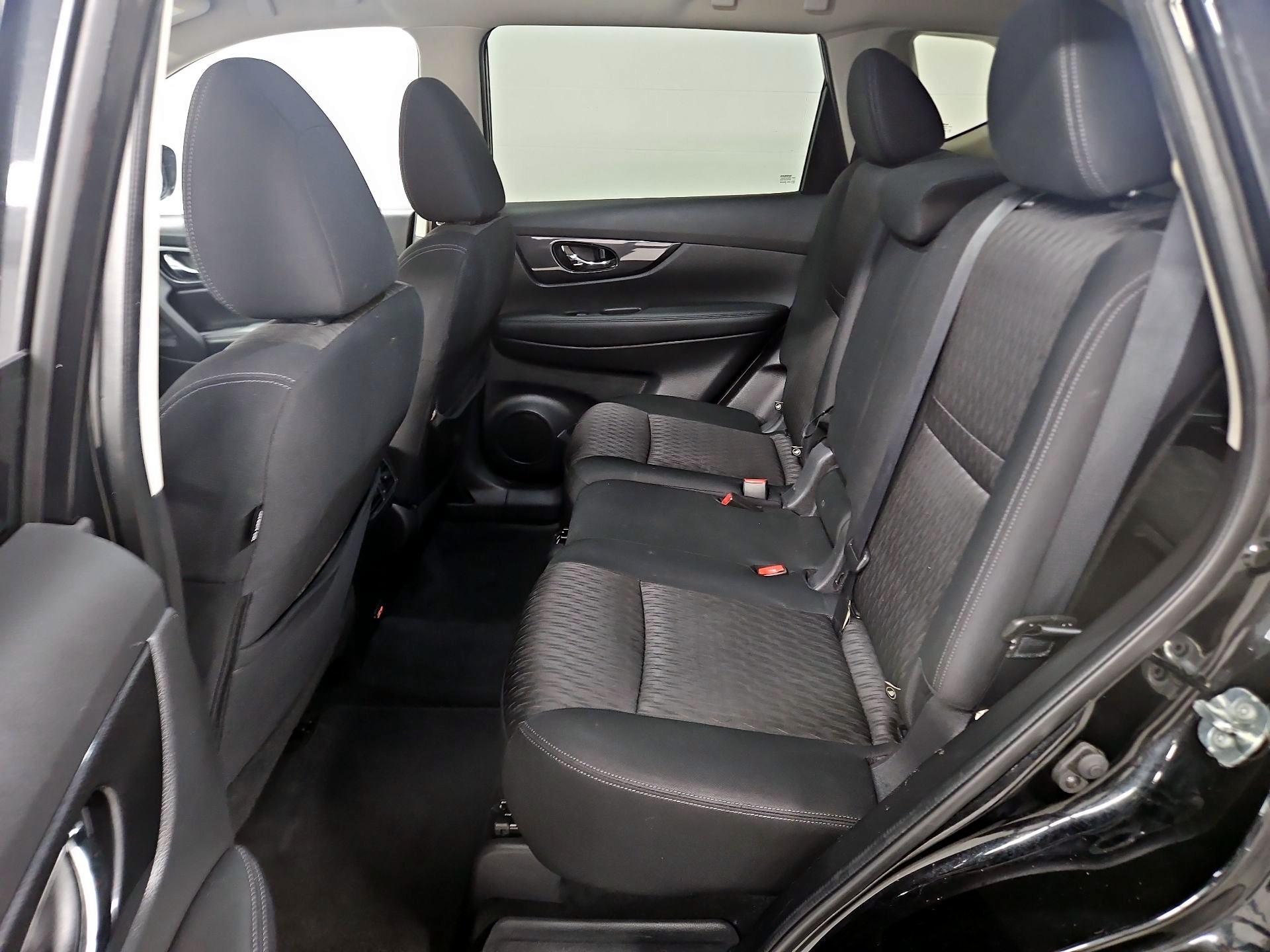 Thumbnail: 2020 Nissan Rogue - 19