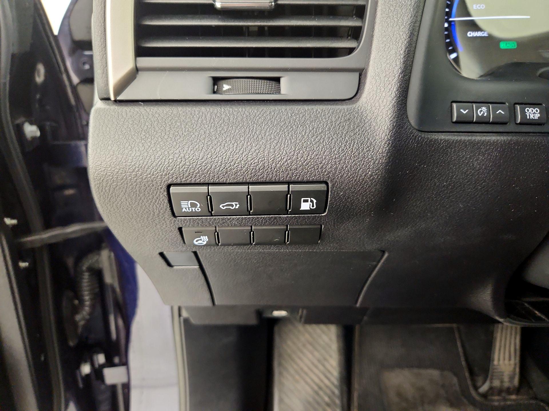 Thumbnail: 2017 Lexus RX - 13