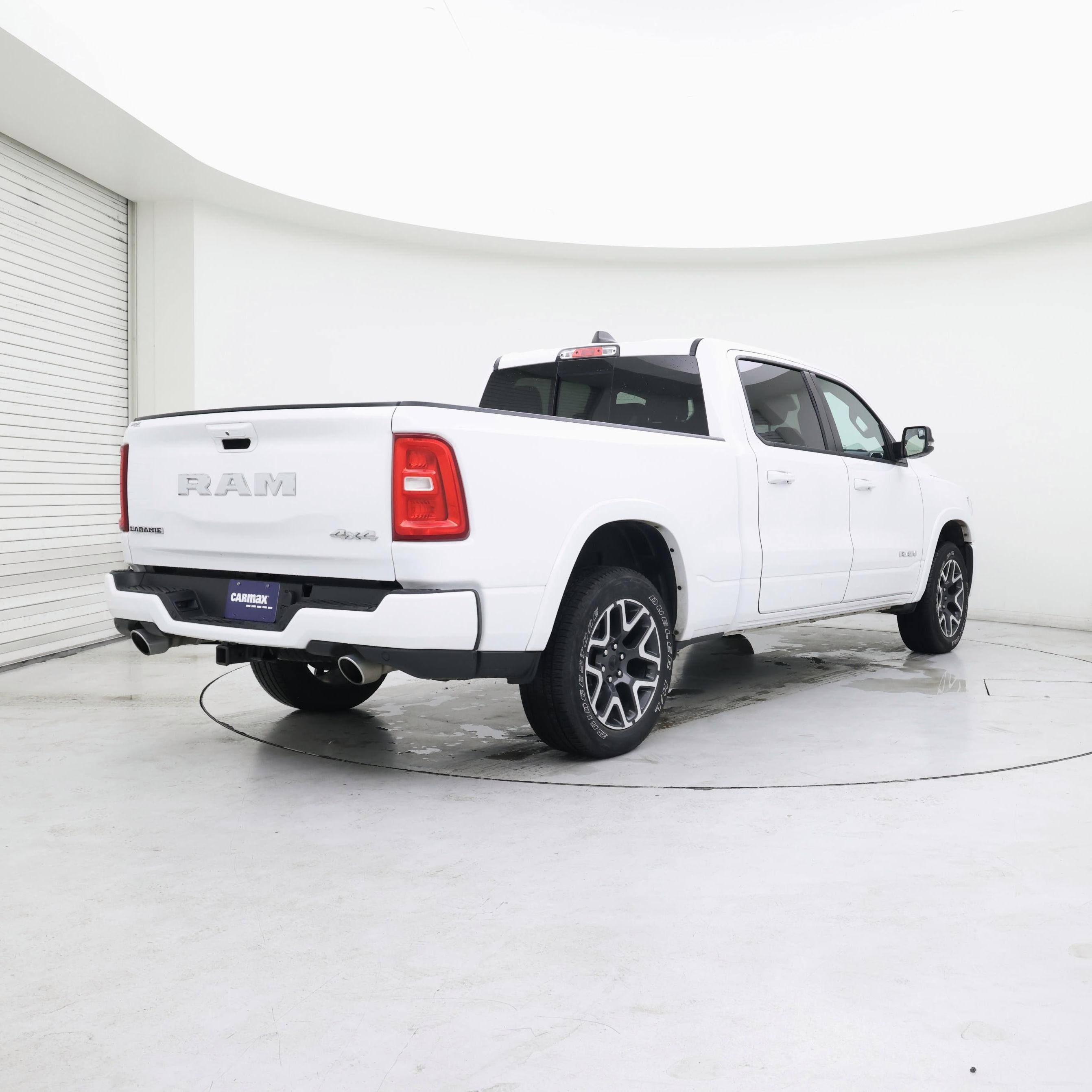 Thumbnail: 2025 RAM 1500 - 8