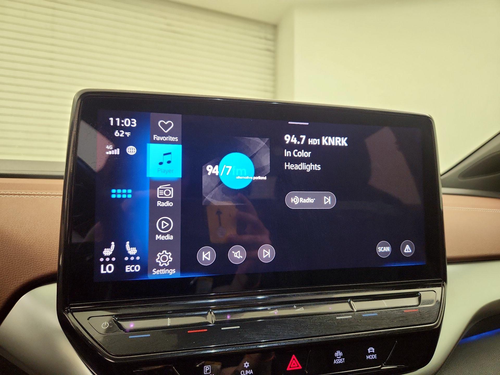 Thumbnail: 2021 Volkswagen ID.4 - 16