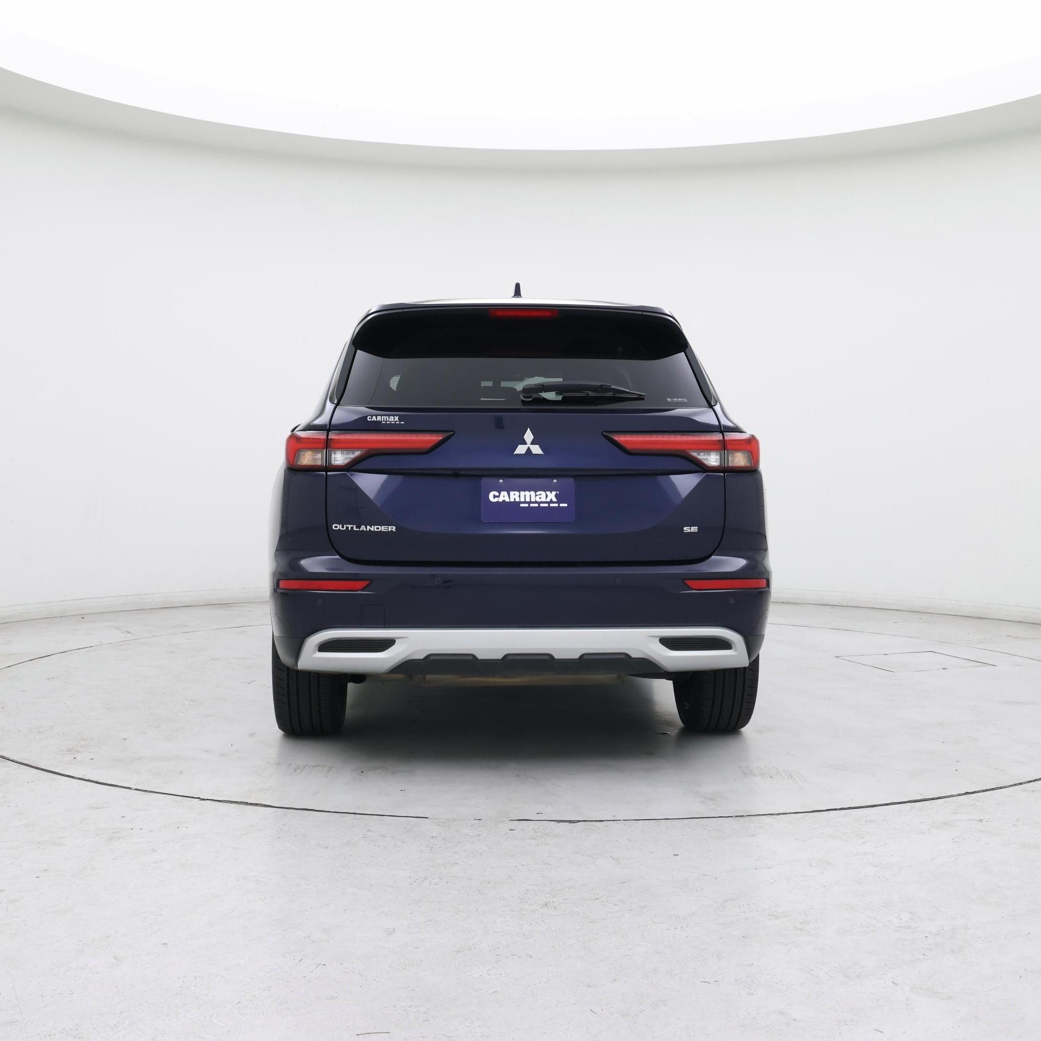 Thumbnail: 2024 Mitsubishi Outlander - 6