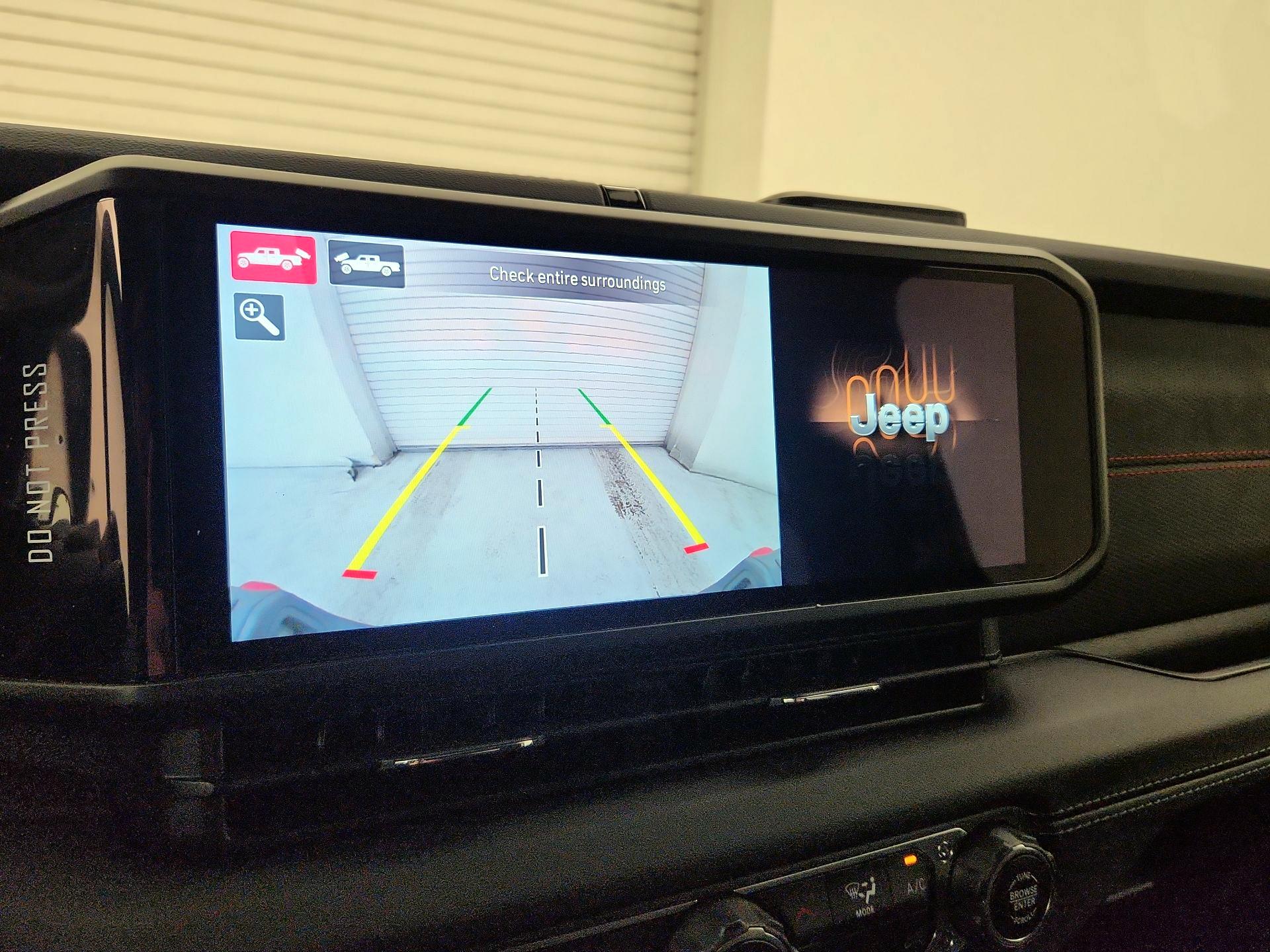 Thumbnail: 2024 Jeep Gladiator - 15