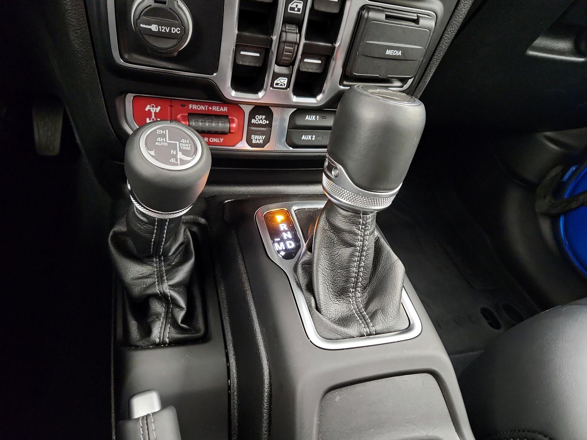 Thumbnail: 2024 Jeep Gladiator - 18