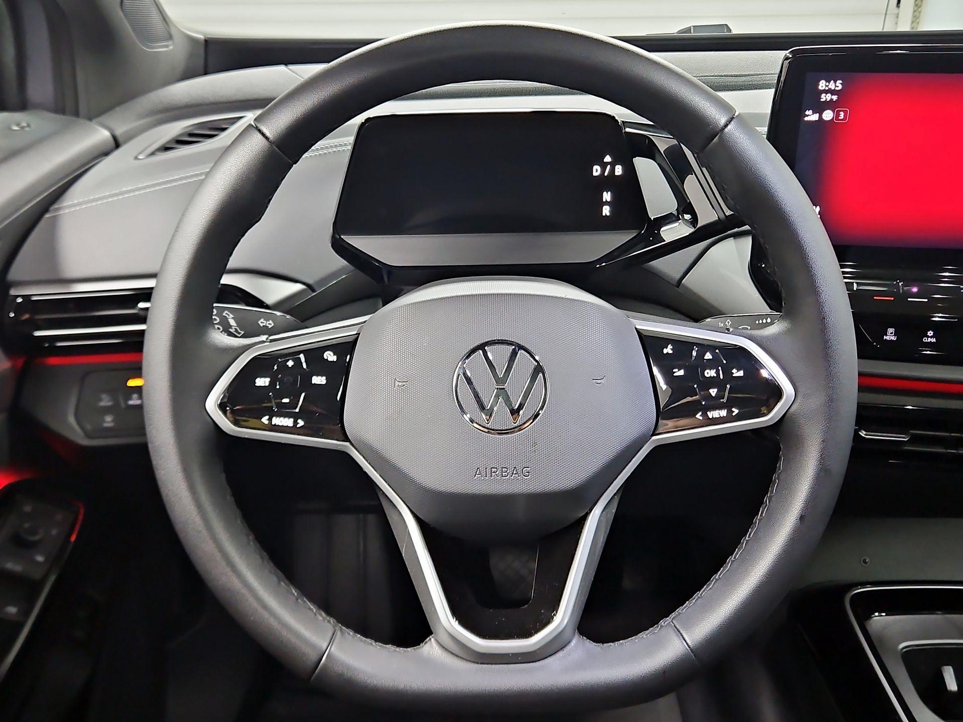 Thumbnail: 2023 Volkswagen ID.4 - 10