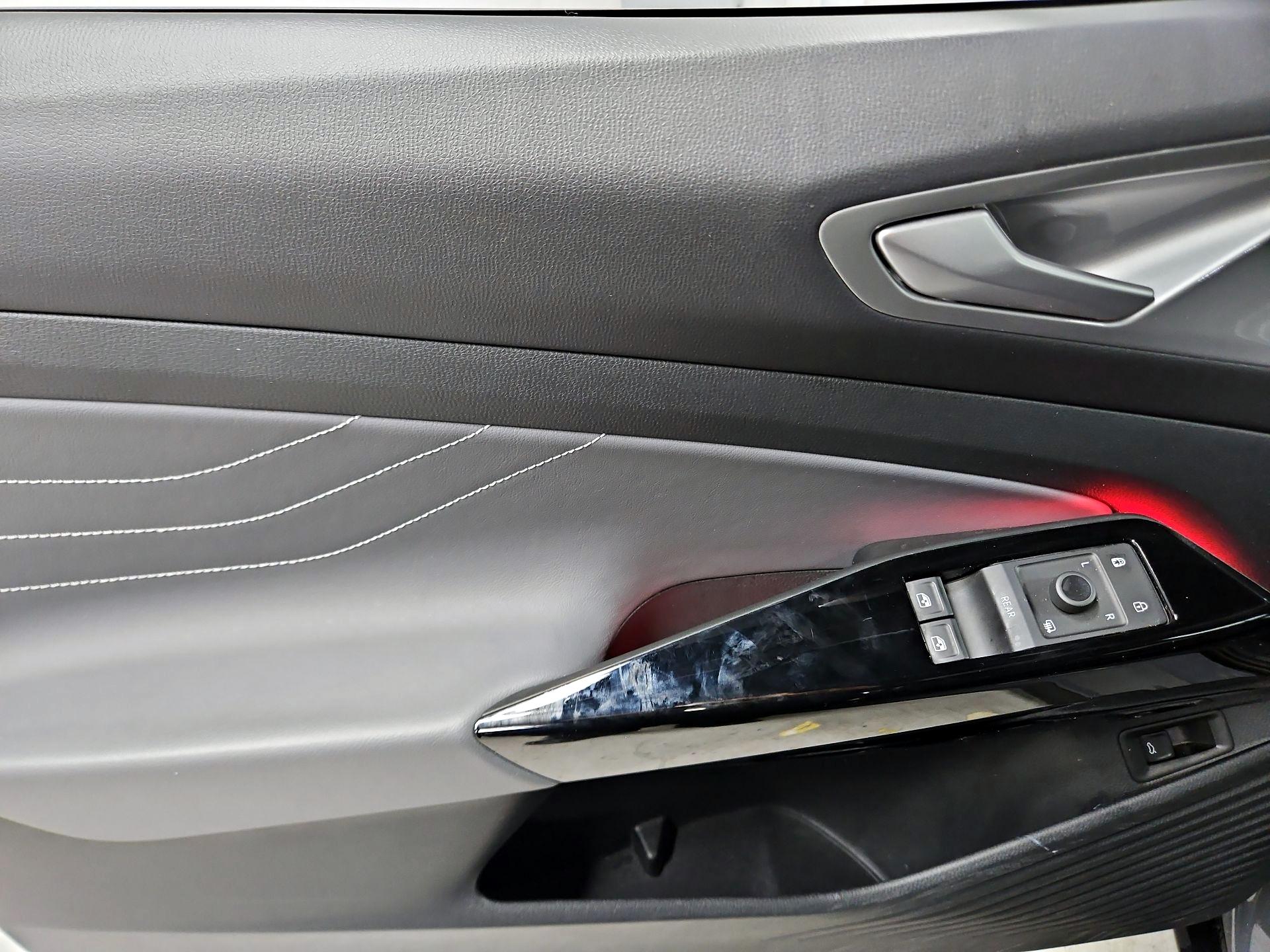 Thumbnail: 2023 Volkswagen ID.4 - 12