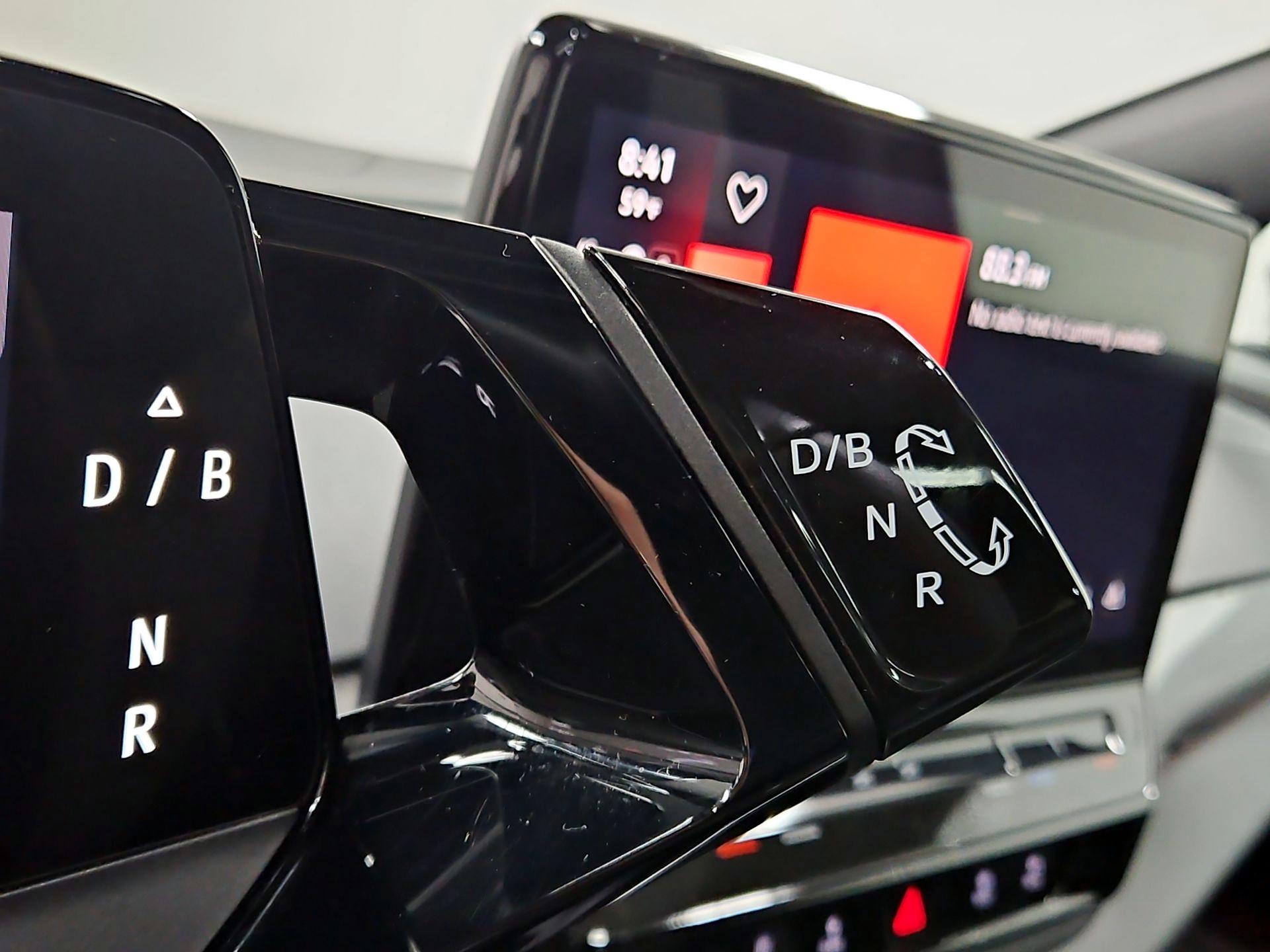 Thumbnail: 2023 Volkswagen ID.4 - 18