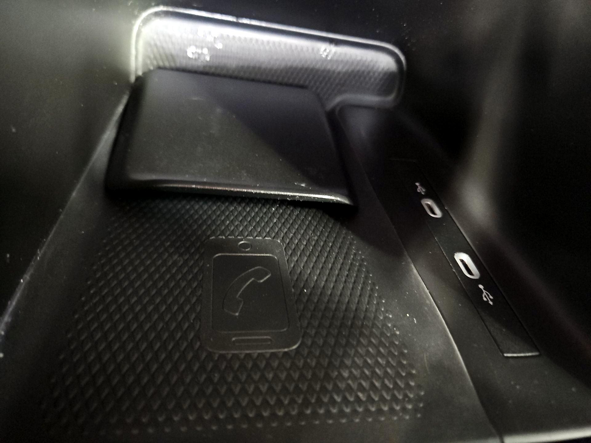 Thumbnail: 2023 Volkswagen ID.4 - 19