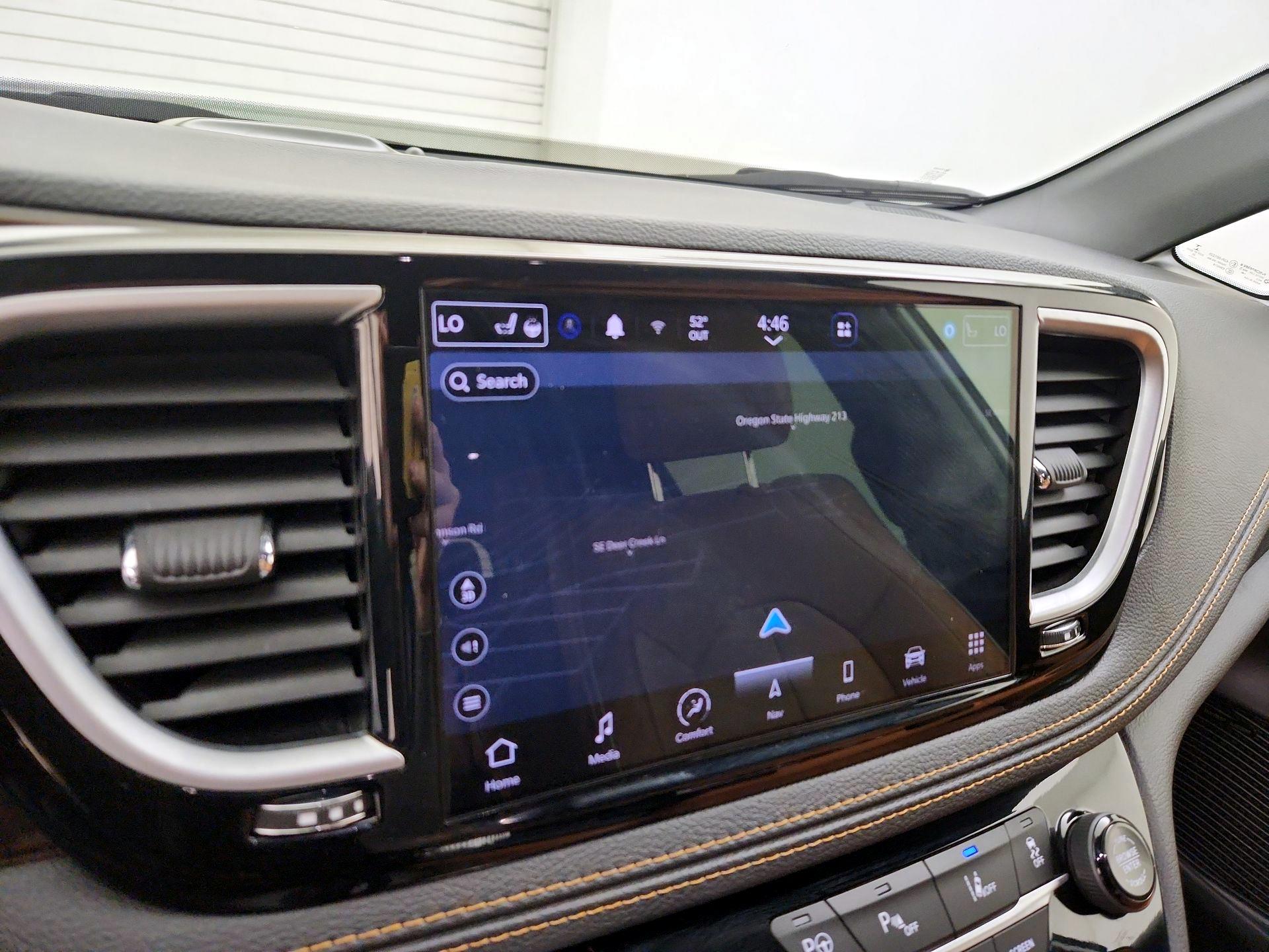 Thumbnail: 2023 Chrysler Pacifica - 14