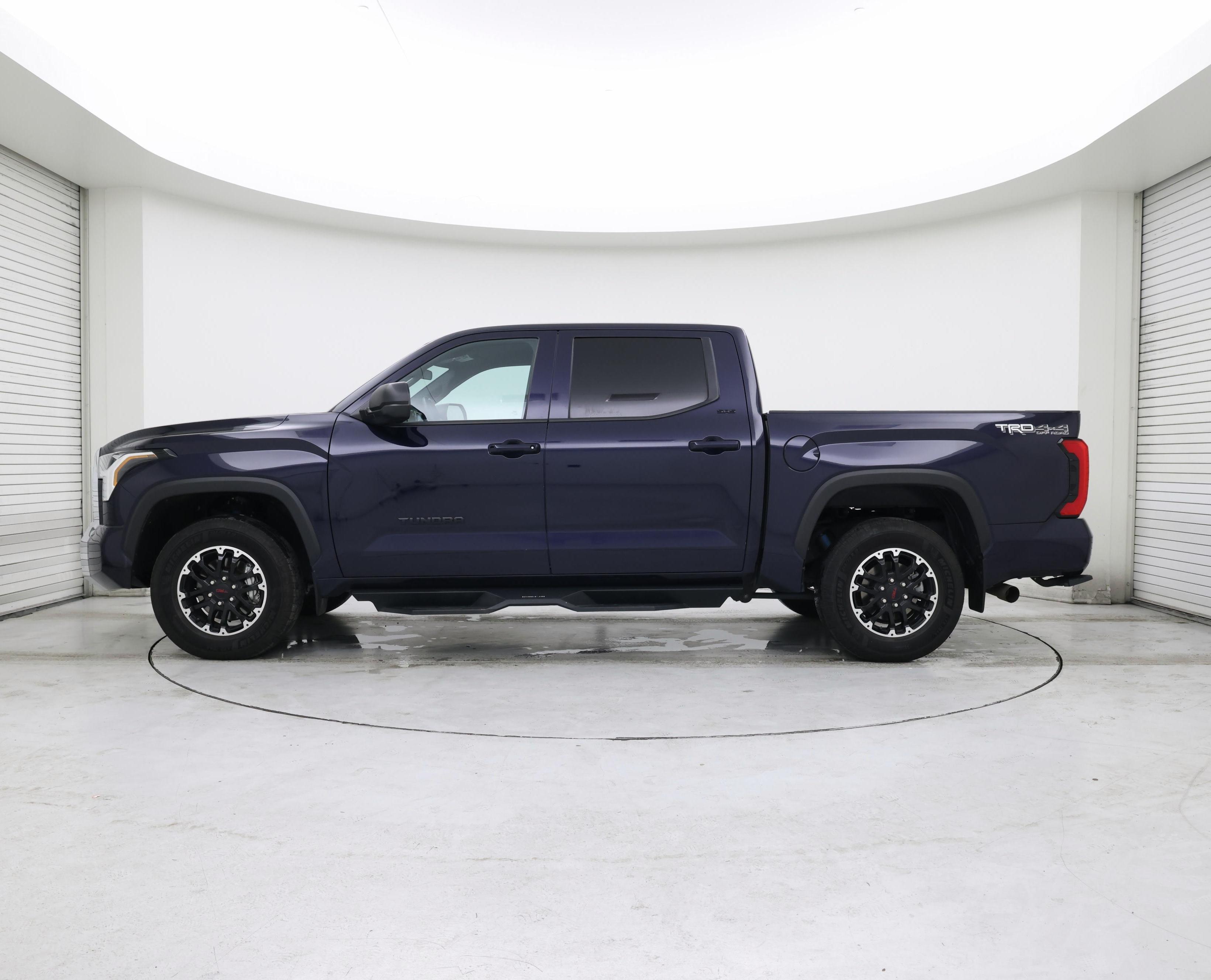 Thumbnail: 2025 Toyota Tundra - 3