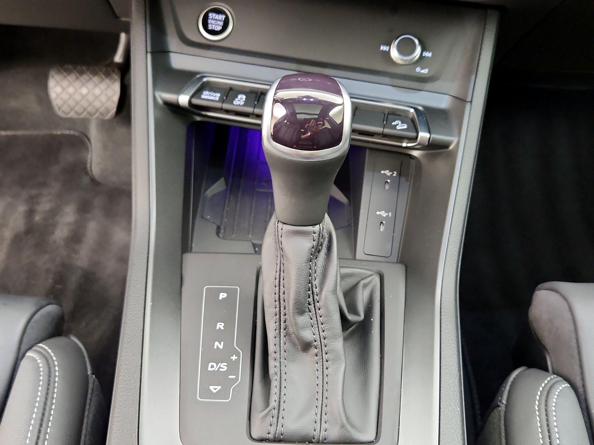 Thumbnail: 2024 Audi Q3 - 18