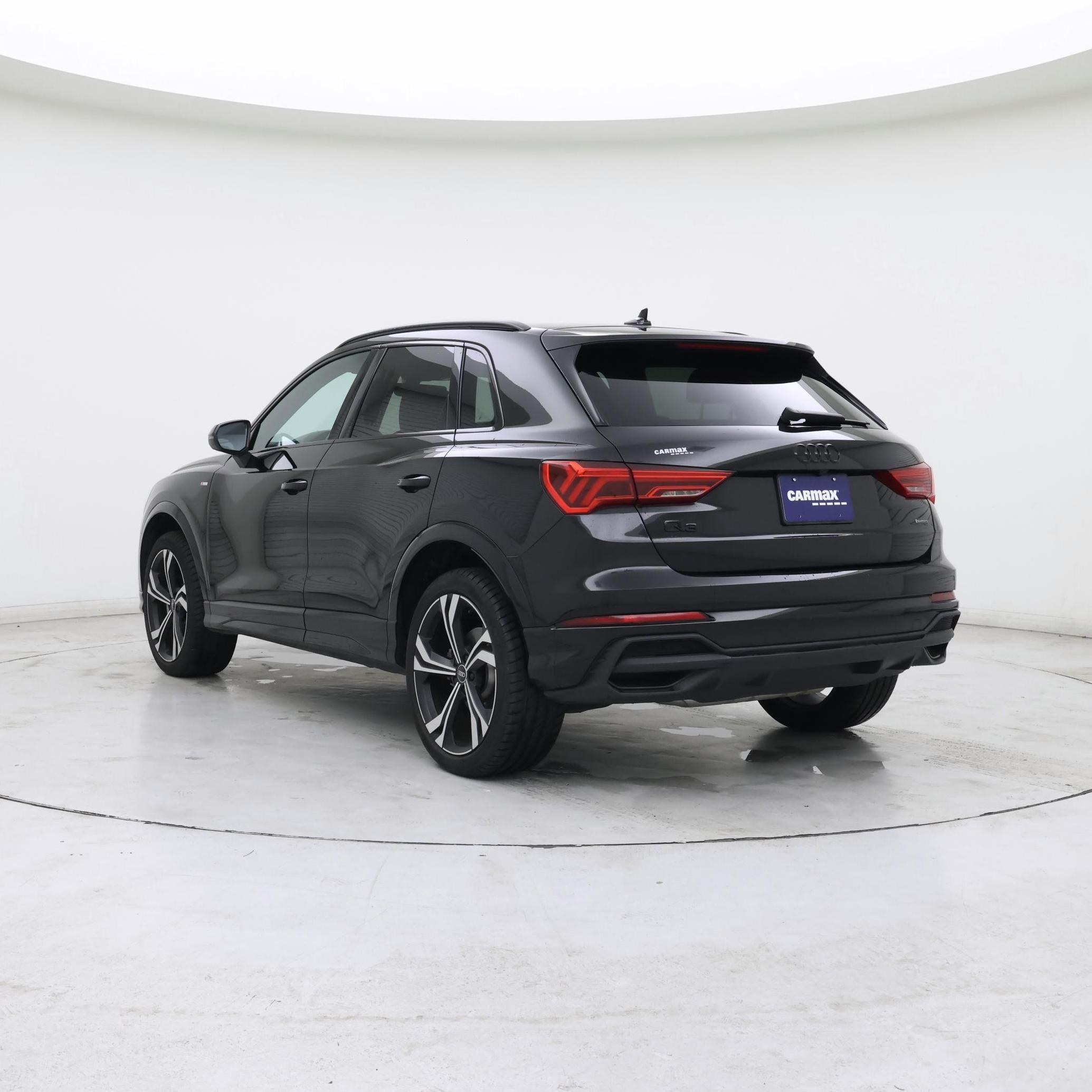 Thumbnail: 2024 Audi Q3 - 2