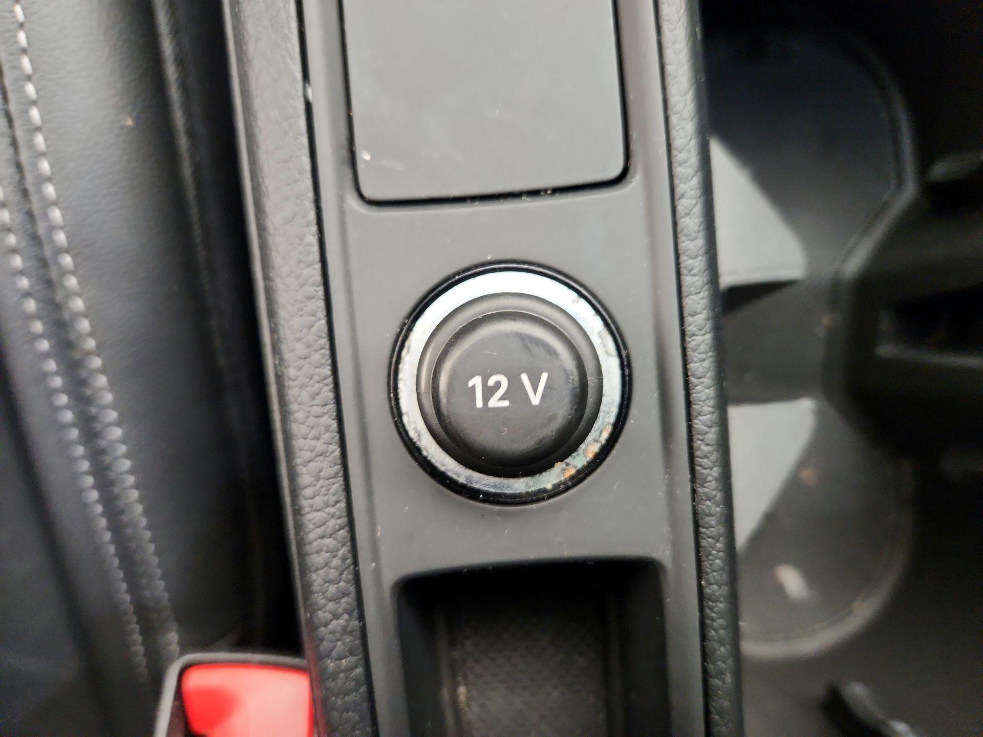 Thumbnail: 2024 Audi Q3 - 19