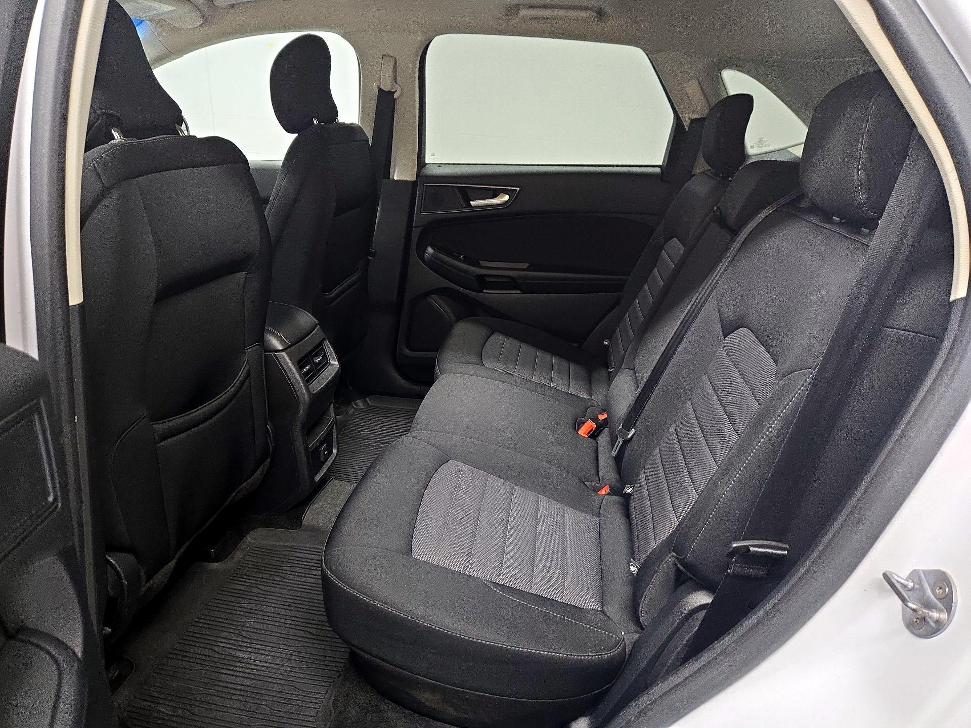 Thumbnail: 2018 Ford Edge - 19