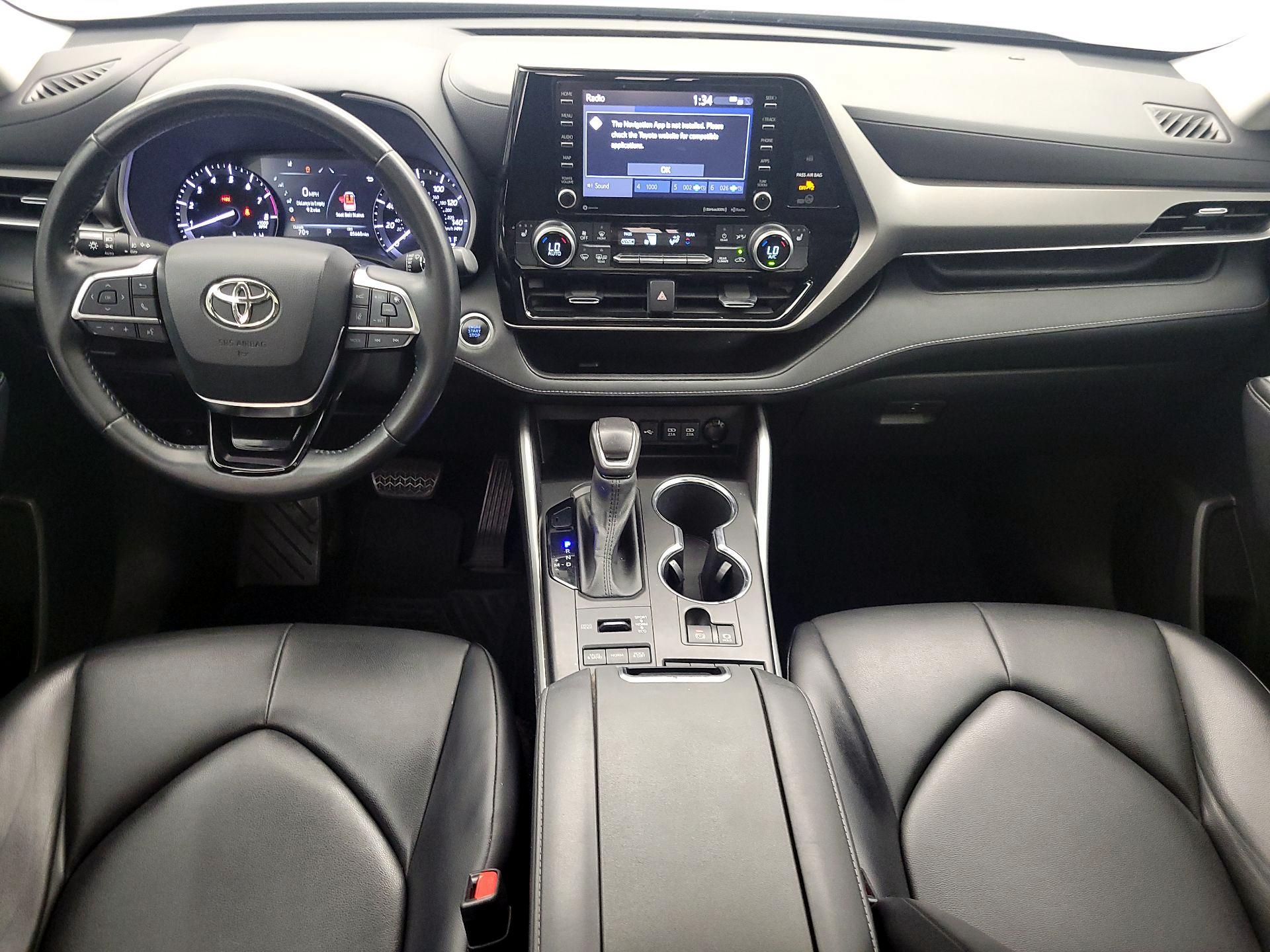 Thumbnail: 2021 Toyota Highlander - 9