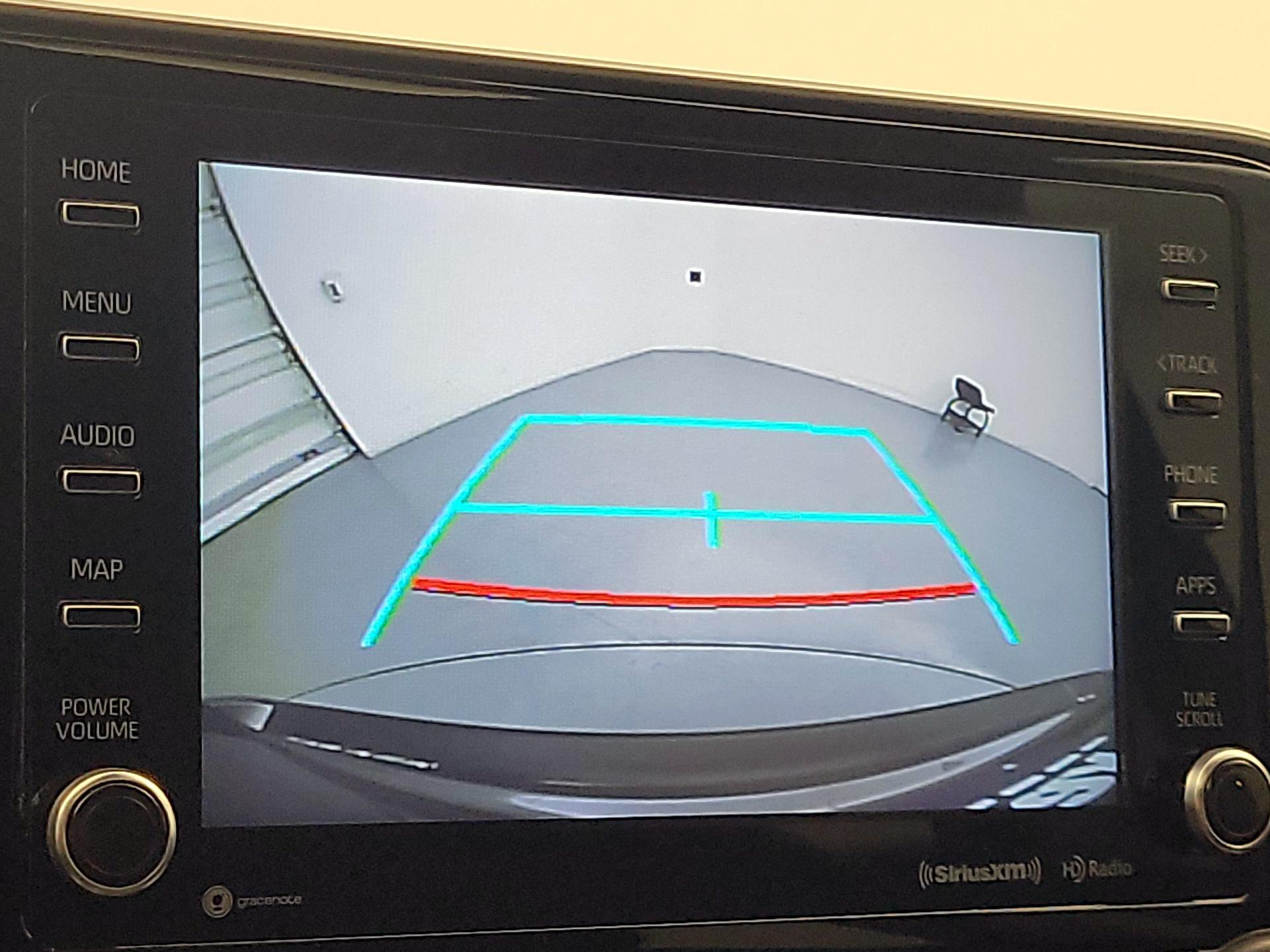 Thumbnail: 2021 Toyota Highlander - 15