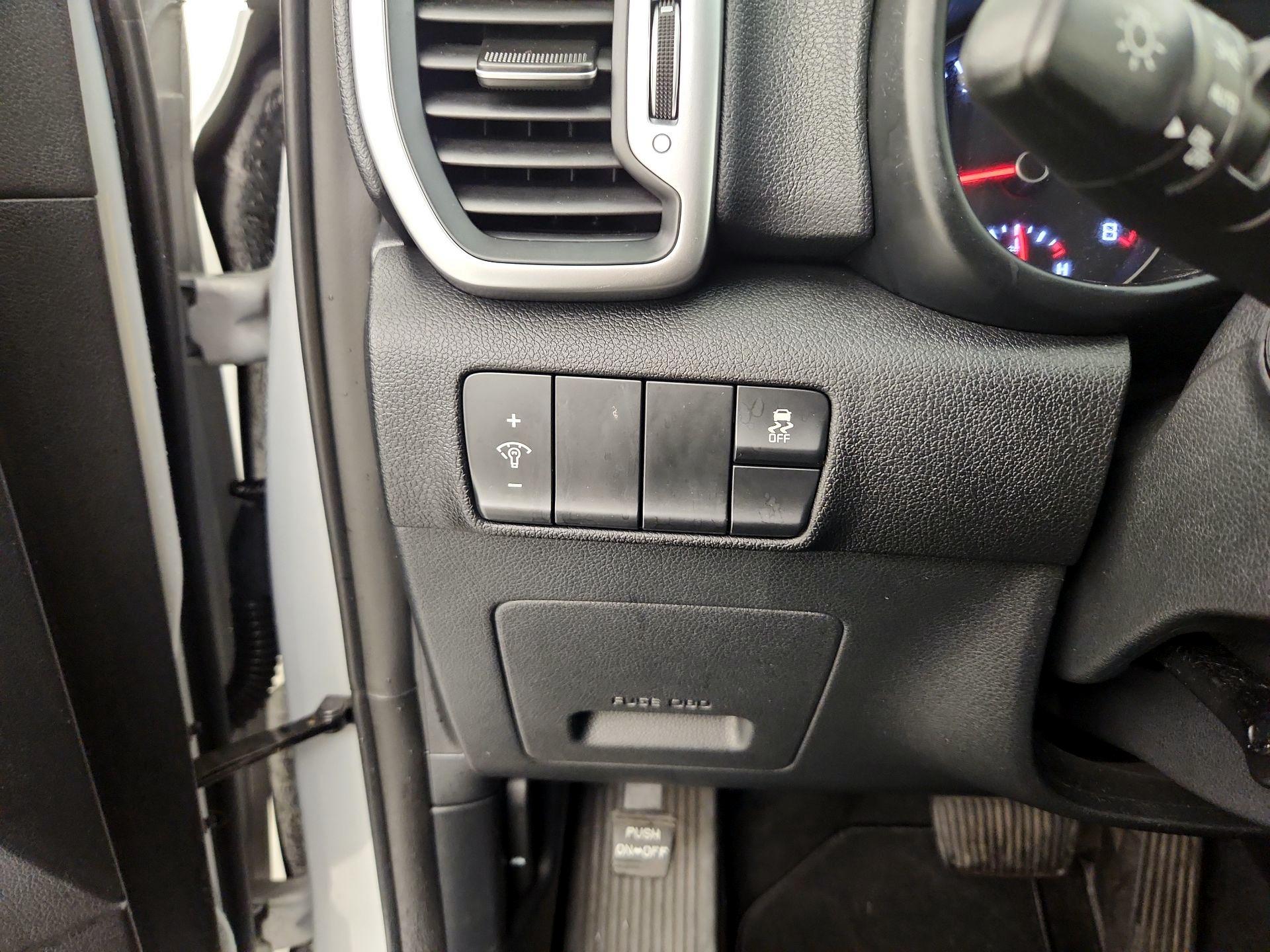 Thumbnail: 2018 Kia Sportage - 13