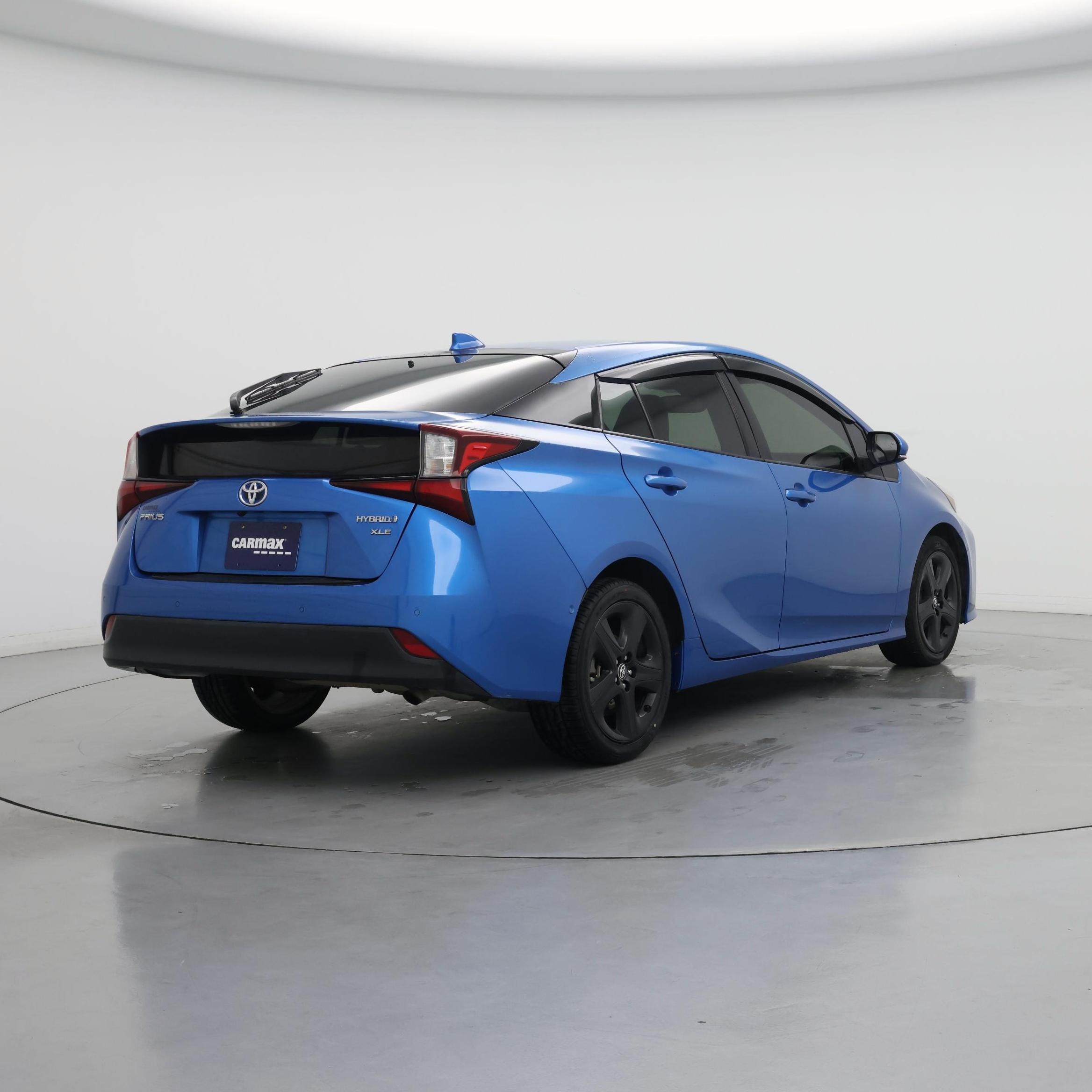 Thumbnail: 2022 Toyota Prius - 8