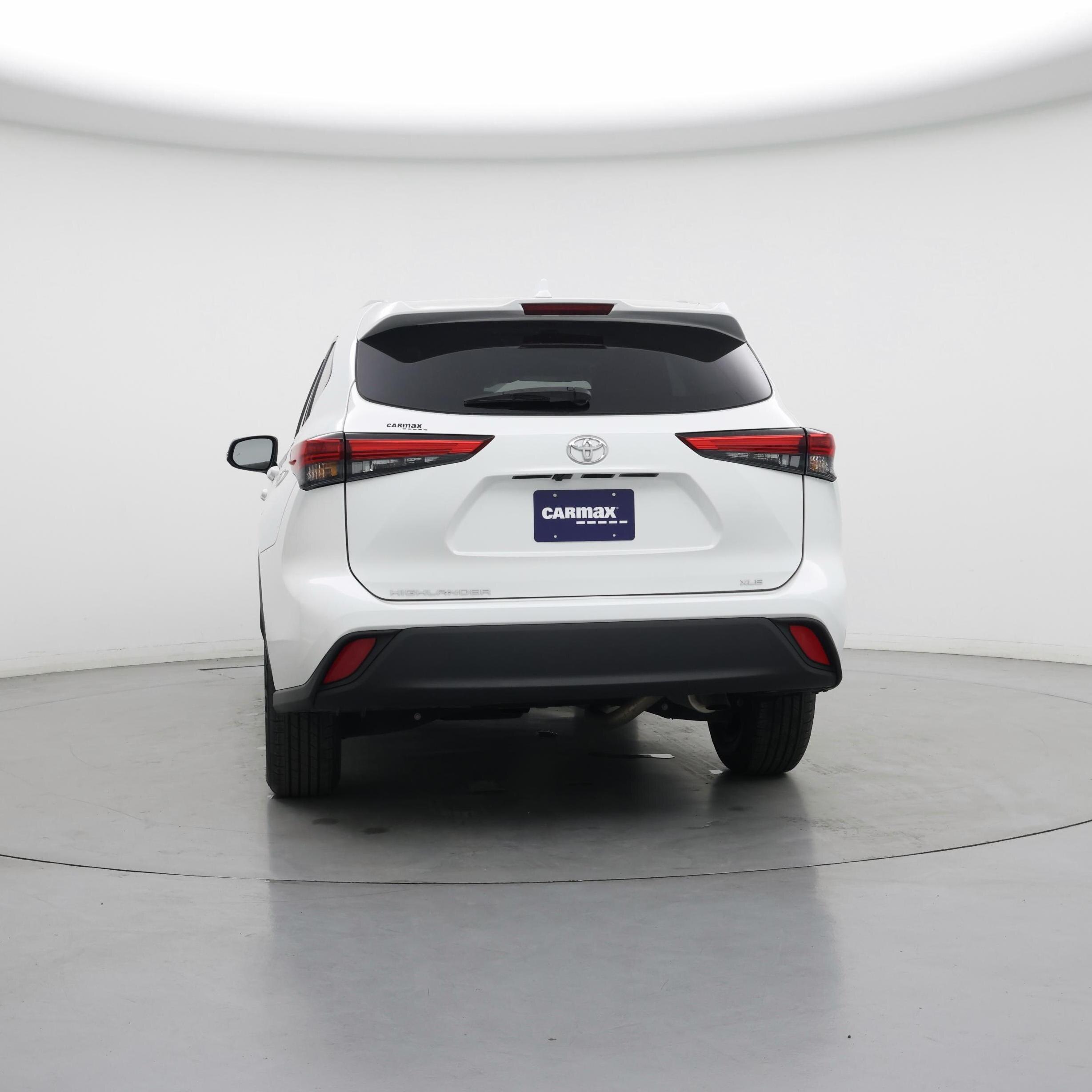 Thumbnail: 2023 Toyota Highlander - 6