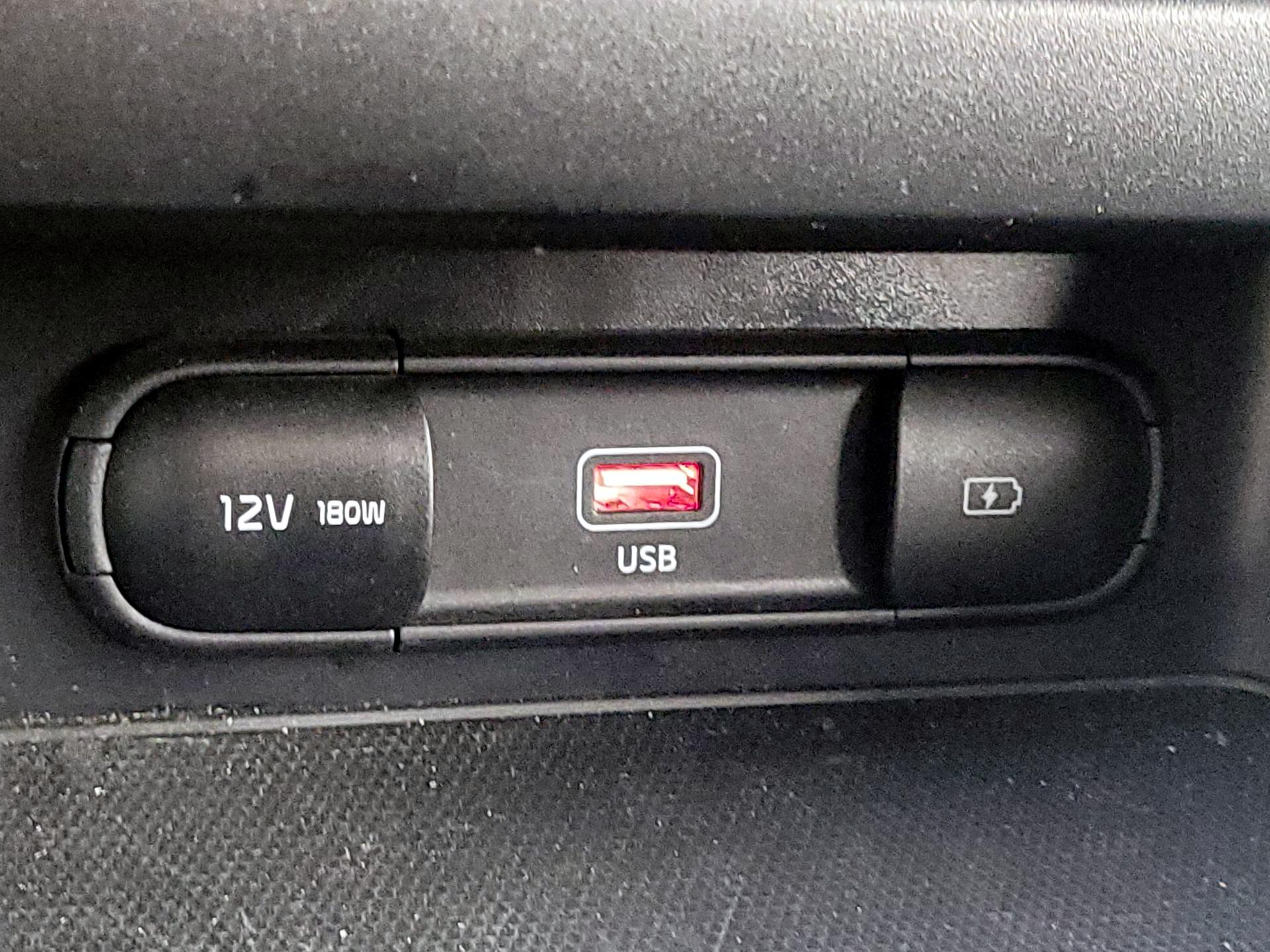 Thumbnail: 2023 Kia Forte - 19