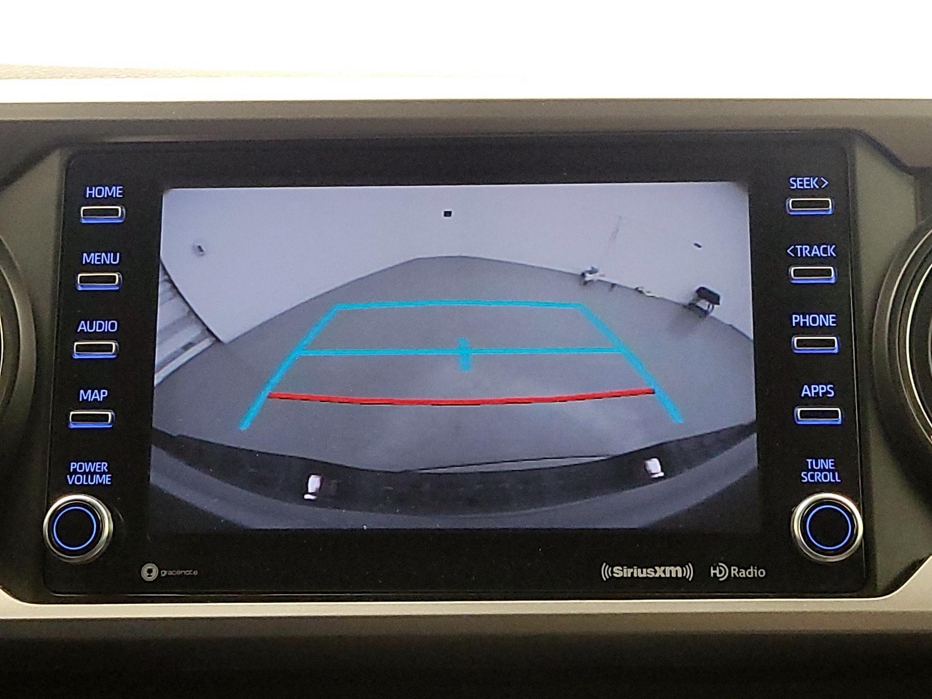 Thumbnail: 2020 Toyota Tacoma - 15