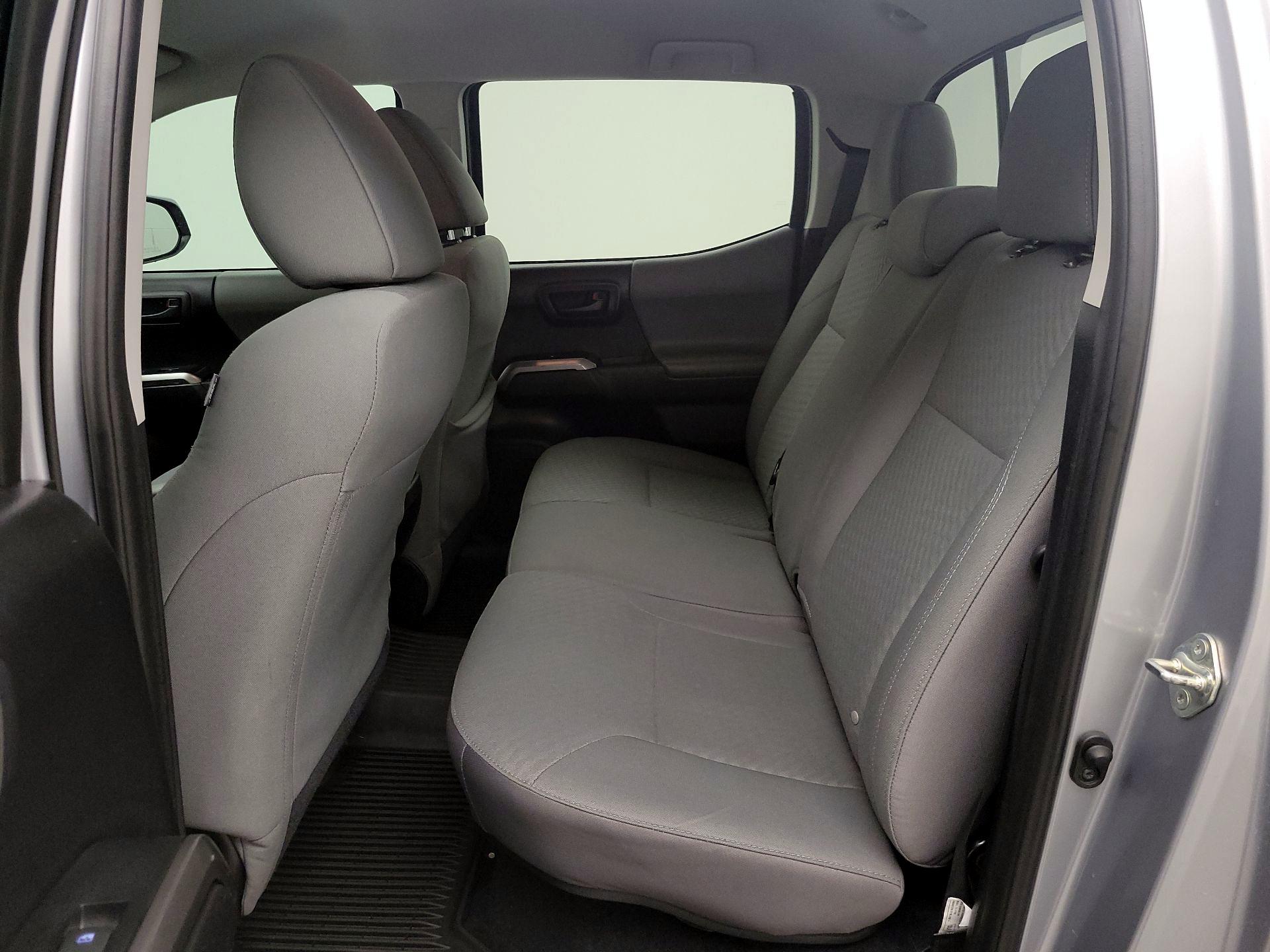 Thumbnail: 2020 Toyota Tacoma - 20