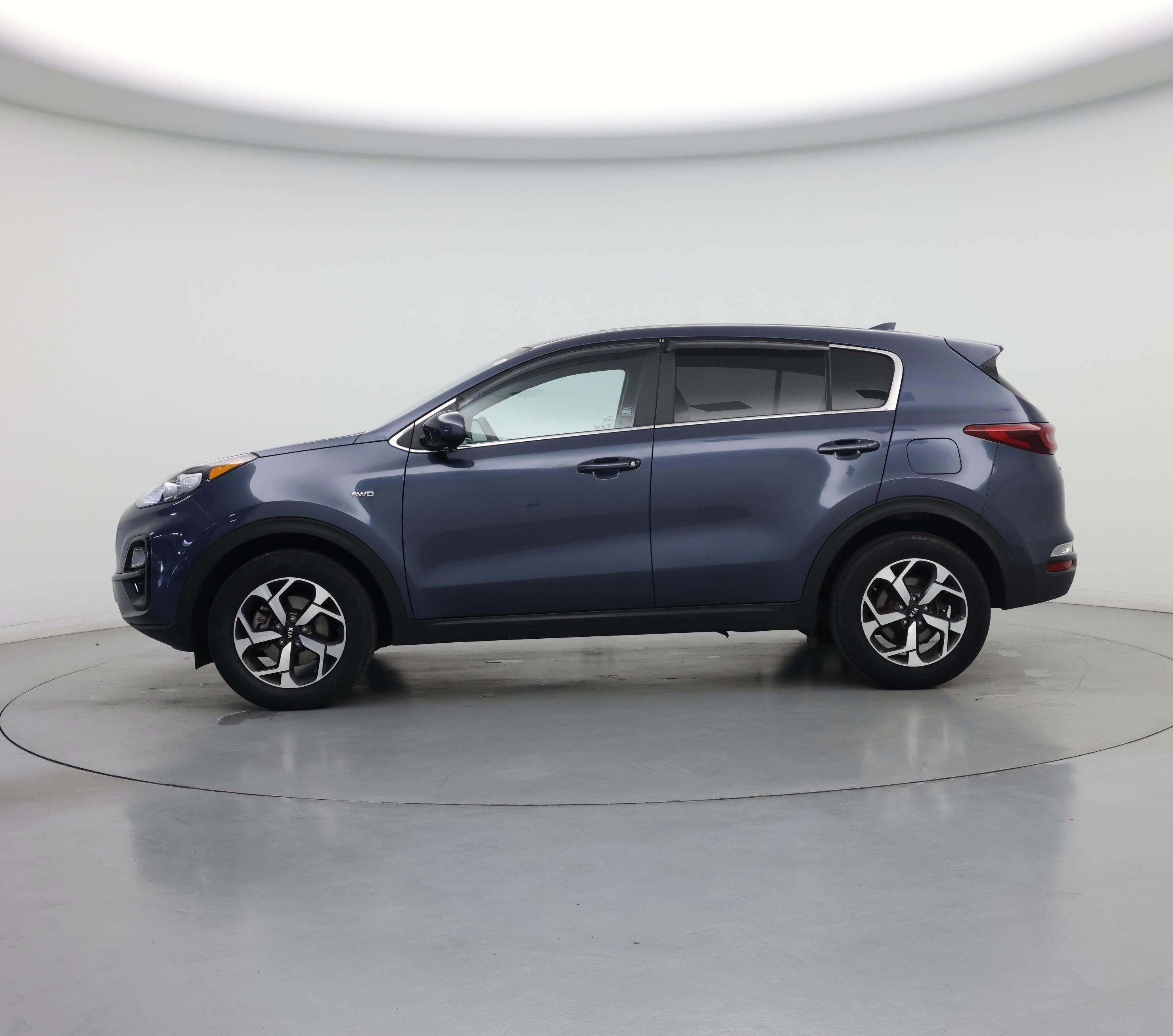 Thumbnail: 2021 Kia Sportage - 3