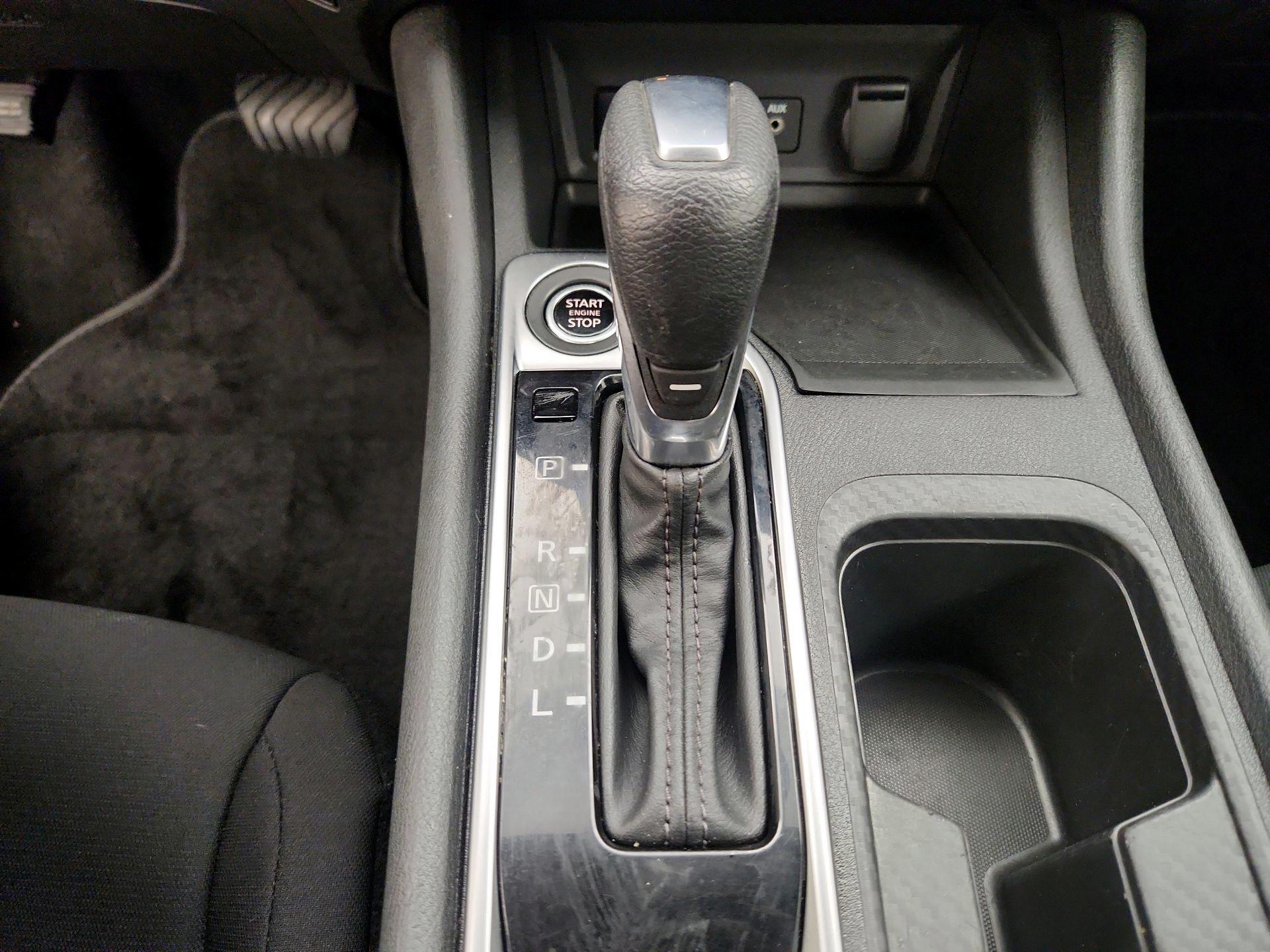 Thumbnail: 2024 Nissan Sentra - 17